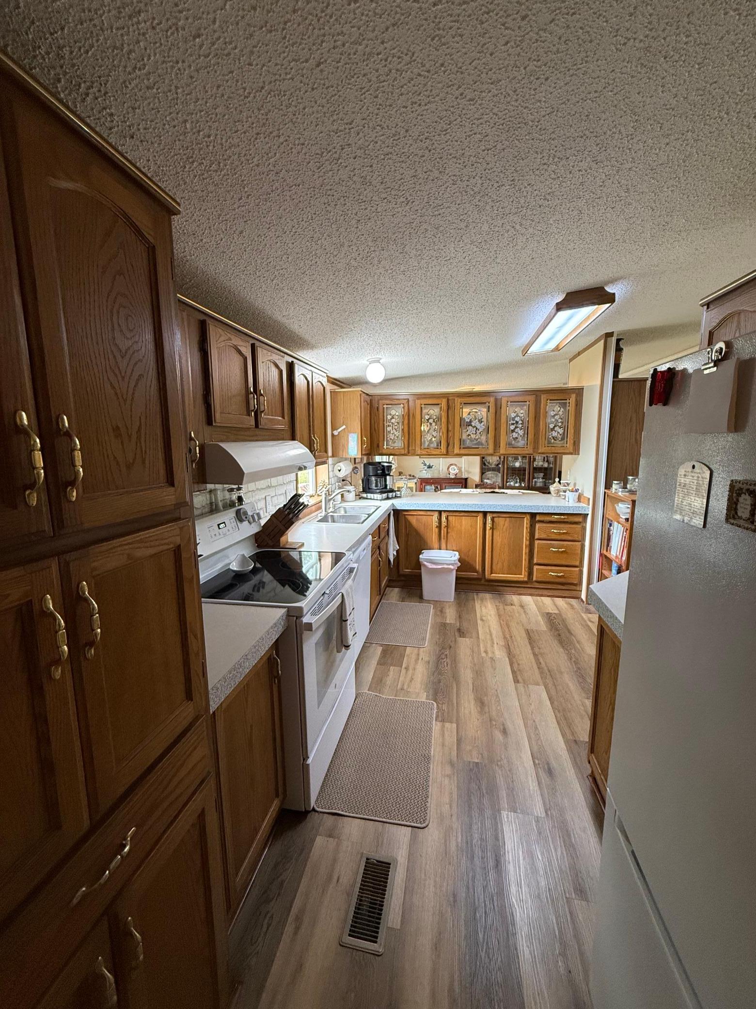 608 4th Street NW, Kelliher MN 56650 - Photo 15 of 57