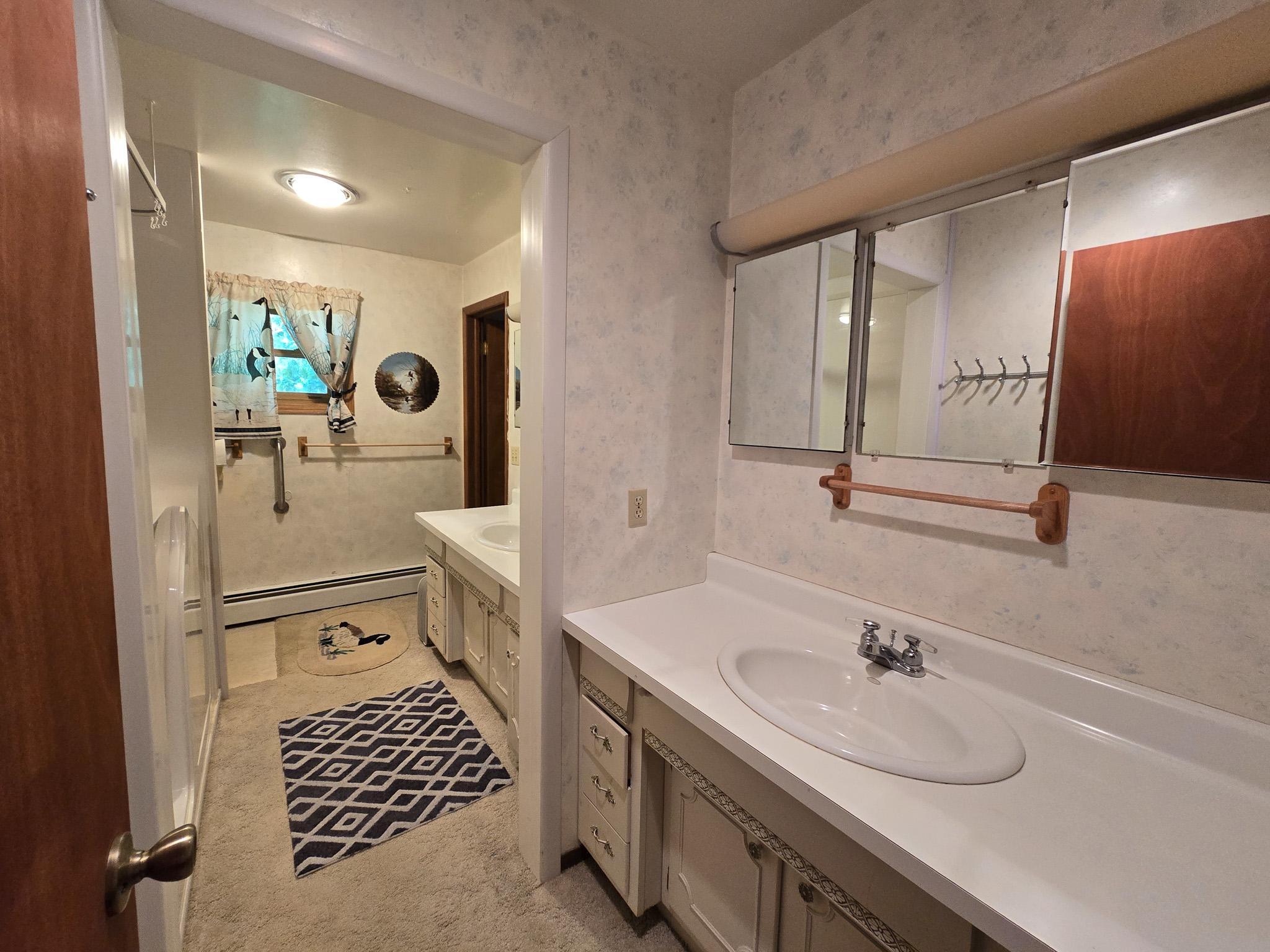 1964 single family home for sale at 321 E Scharf Avenue in Vergas, MN — 3 bed, 2 bath (photo 11 of 21)