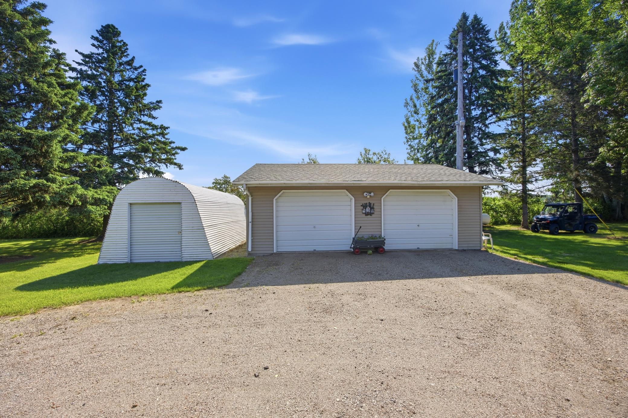 1979 single family home for sale at 3951 180th Avenue in Twin Valley, MN — 3 bed, 1 bath (photo 3 of 54)