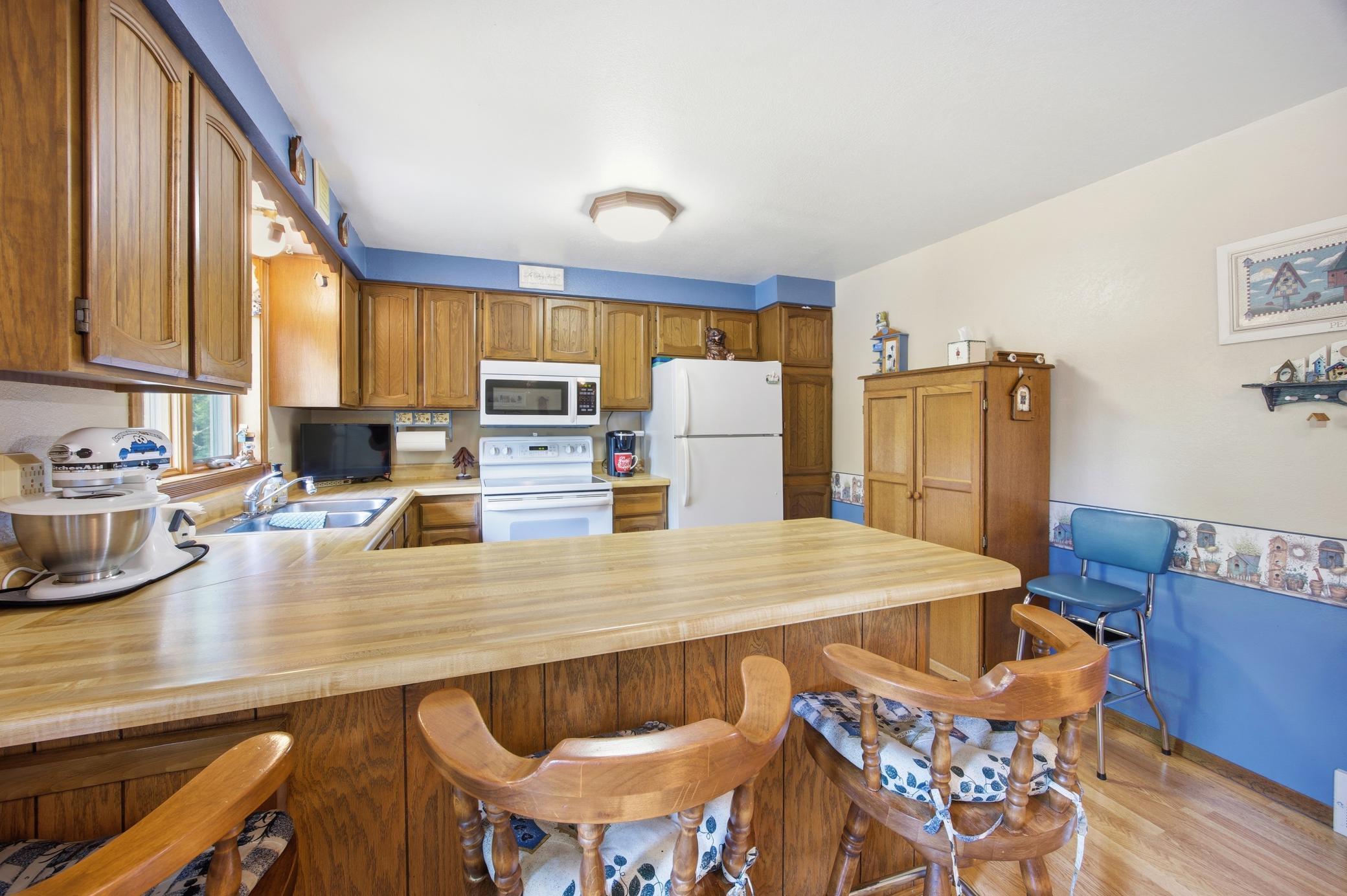 1979 single family home for sale at 3951 180th Avenue in Twin Valley, MN — 3 bed, 1 bath (photo 21 of 54)