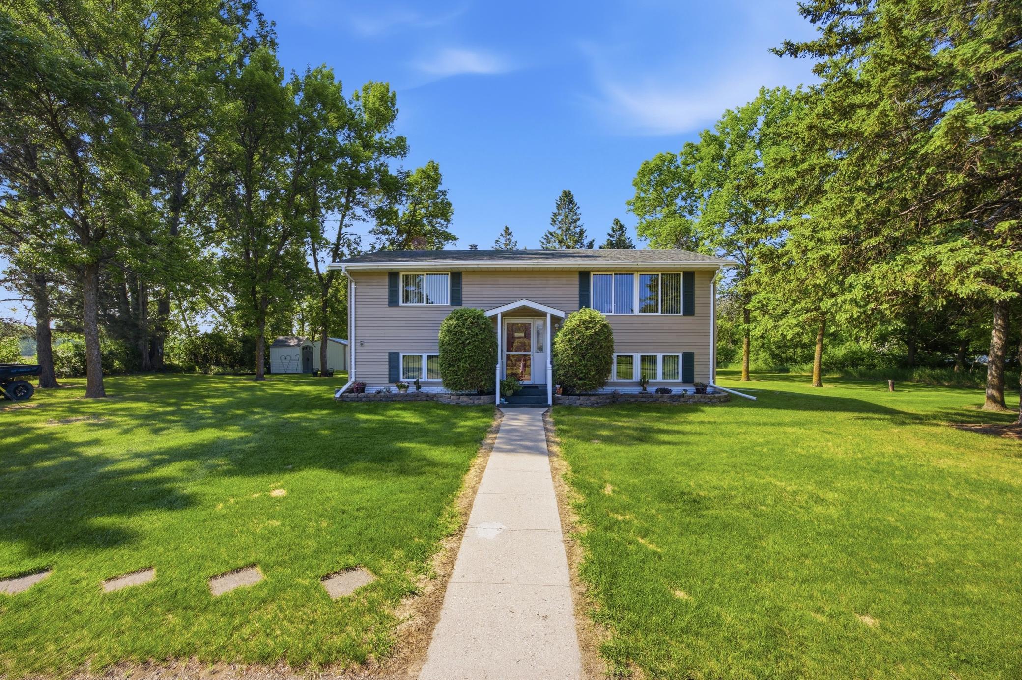 1979 single family home for sale at 3951 180th Avenue in Twin Valley, MN — 3 bed, 1 bath (photo 5 of 54)