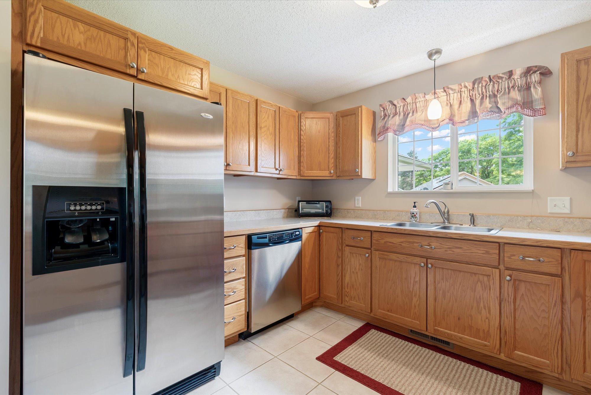 2005 townhouse for sale at 4474 Griffin Circle in Pequot Lakes, MN — 3 bed, 2 bath (photo 12 of 35)