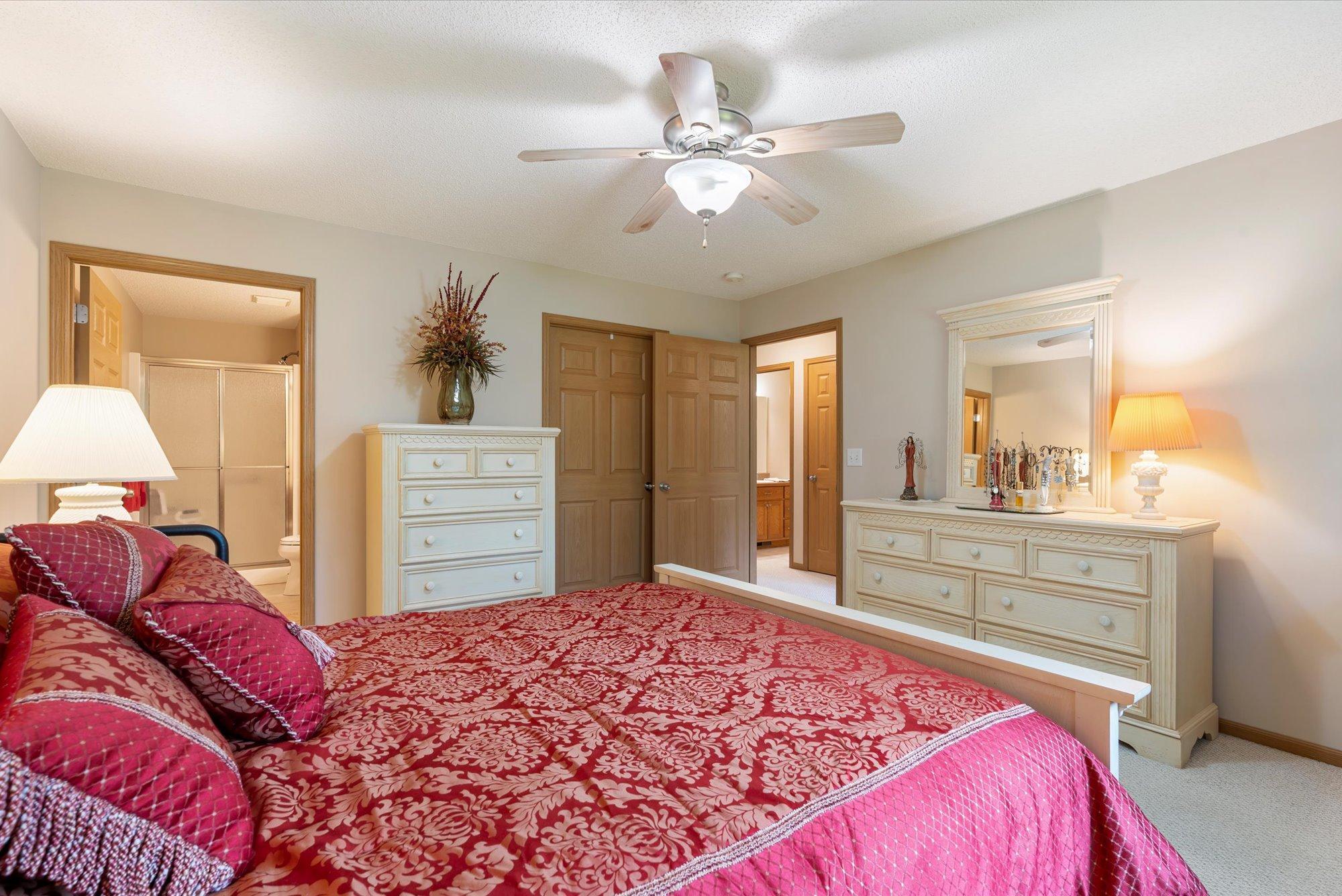 2005 townhouse for sale at 4474 Griffin Circle in Pequot Lakes, MN — 3 bed, 2 bath (photo 16 of 35)