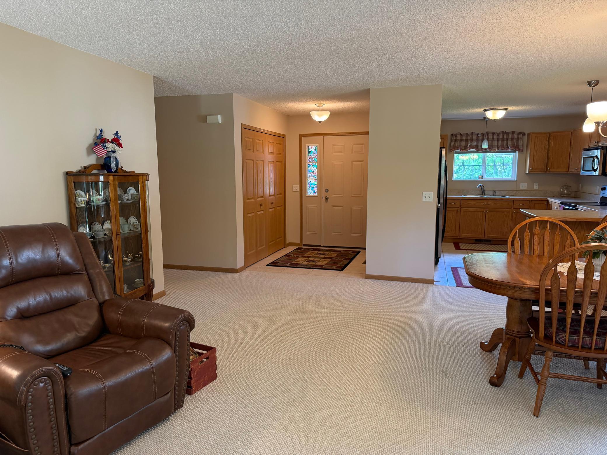 2005 townhouse for sale at 4474 Griffin Circle in Pequot Lakes, MN — 3 bed, 2 bath (photo 9 of 35)