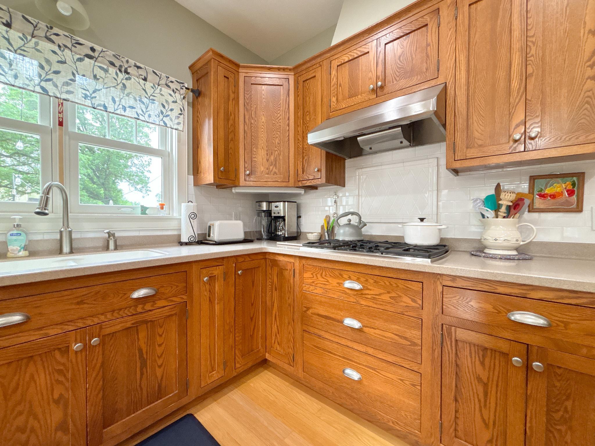 2003 single family home for sale at 1810 Minnehuta Drive in Fergus Falls, MN — 4 bed, 4 bath (photo 14 of 72)