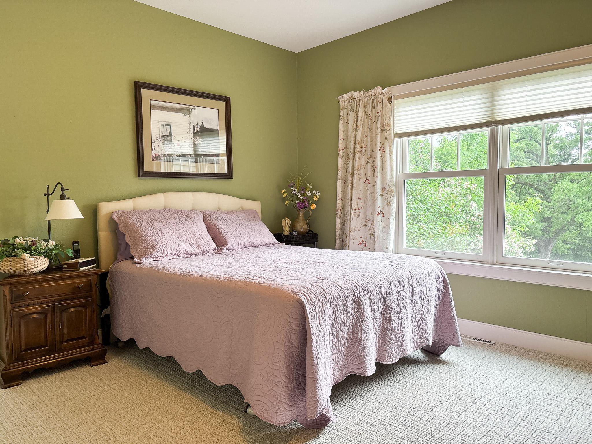 2003 single family home for sale at 1810 Minnehuta Drive in Fergus Falls, MN — 4 bed, 4 bath (photo 24 of 72)
