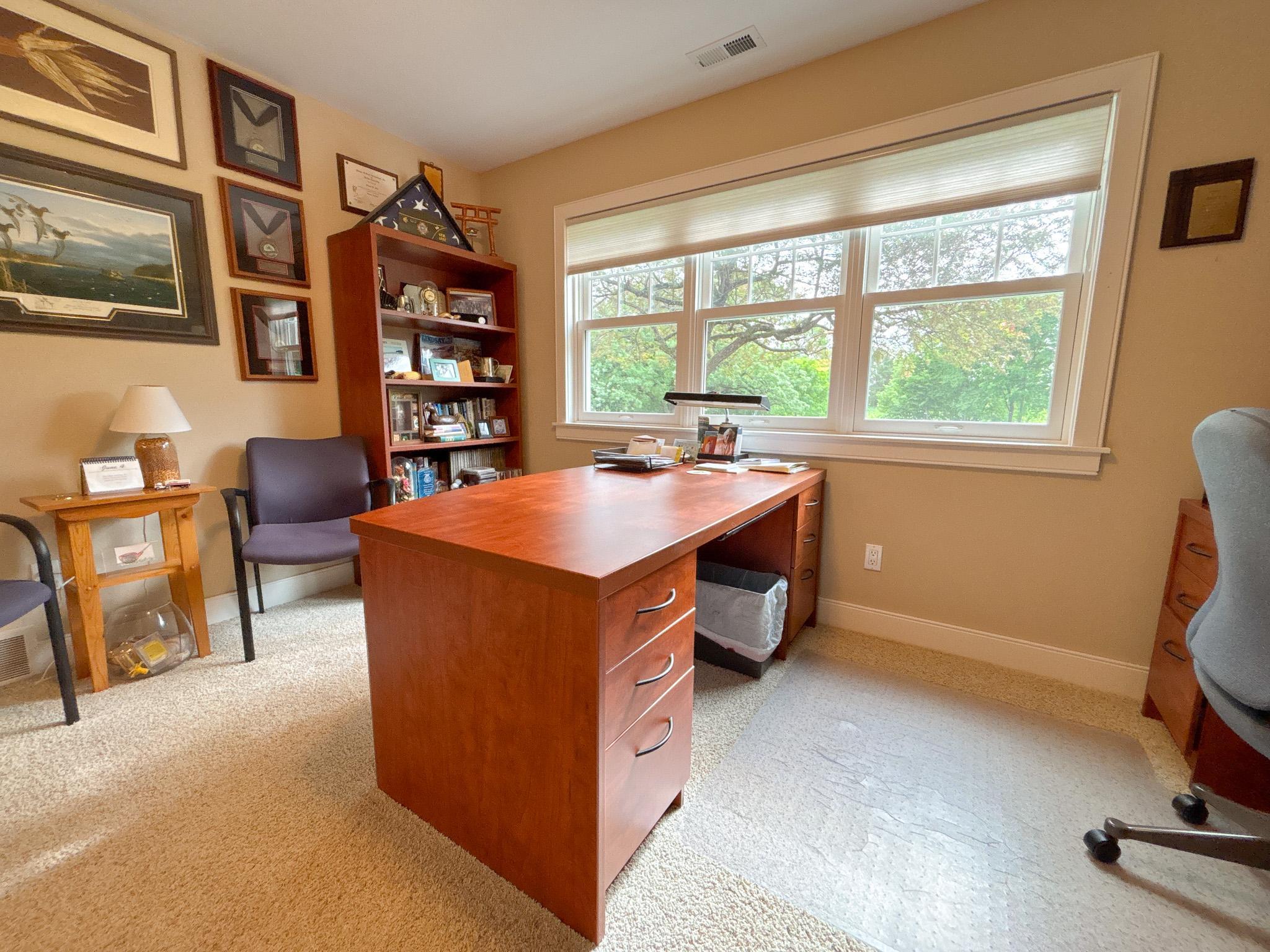 2003 single family home for sale at 1810 Minnehuta Drive in Fergus Falls, MN — 4 bed, 4 bath (photo 32 of 72)