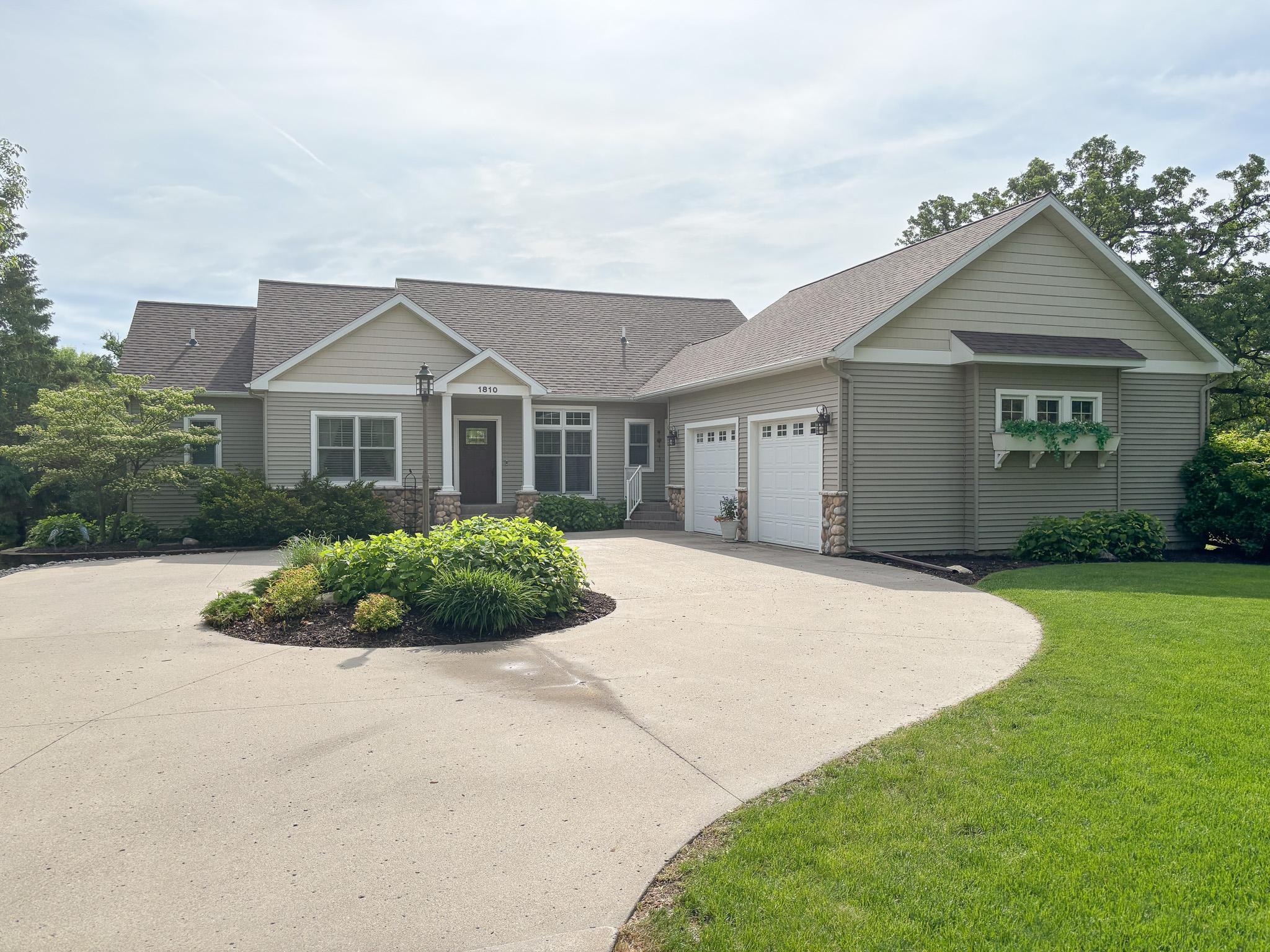 2003 single family home for sale at 1810 Minnehuta Drive in Fergus Falls, MN — 4 bed, 4 bath (photo 52 of 72)