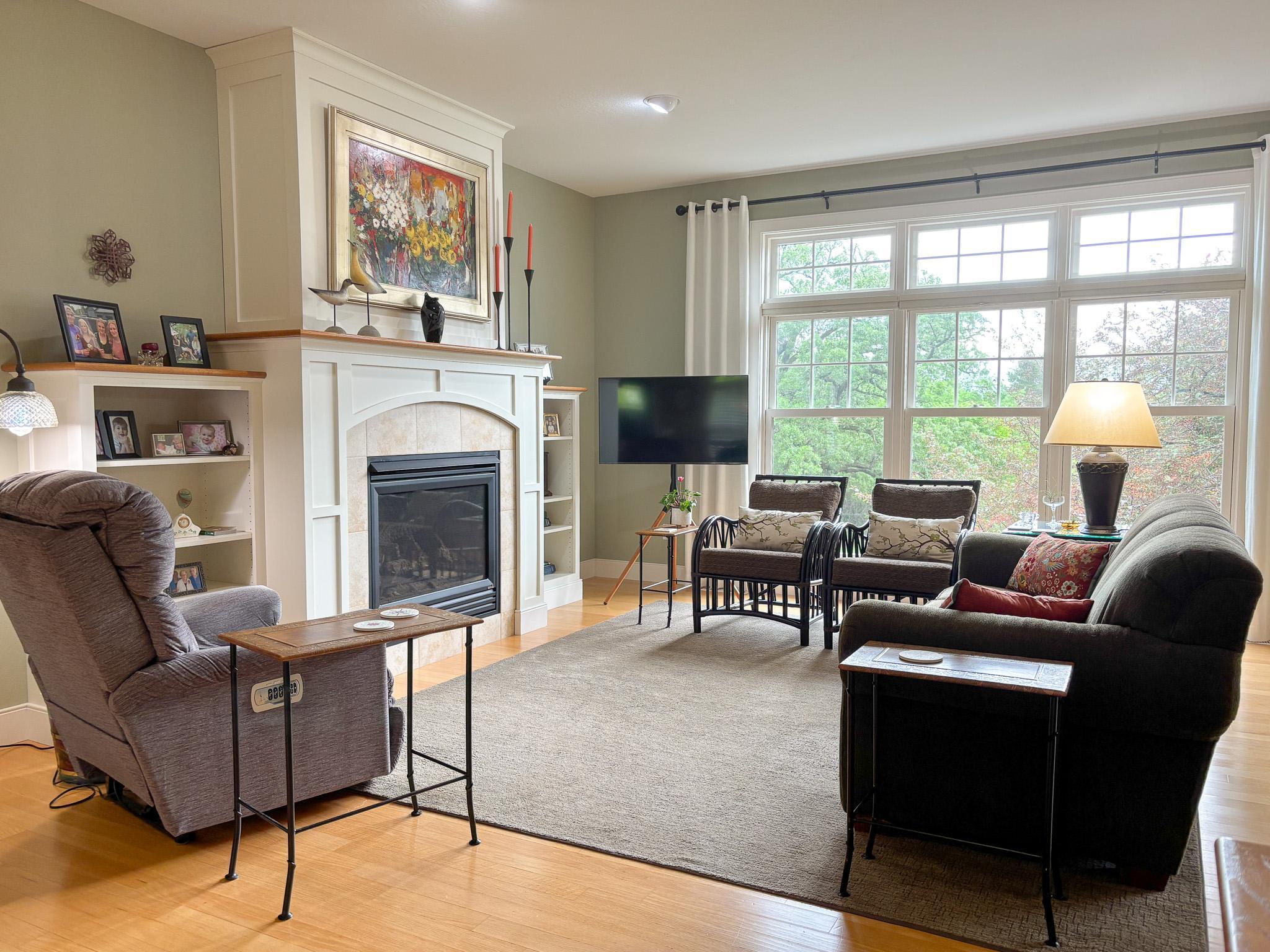 2003 single family home for sale at 1810 Minnehuta Drive in Fergus Falls, MN — 4 bed, 4 bath (photo 8 of 72)