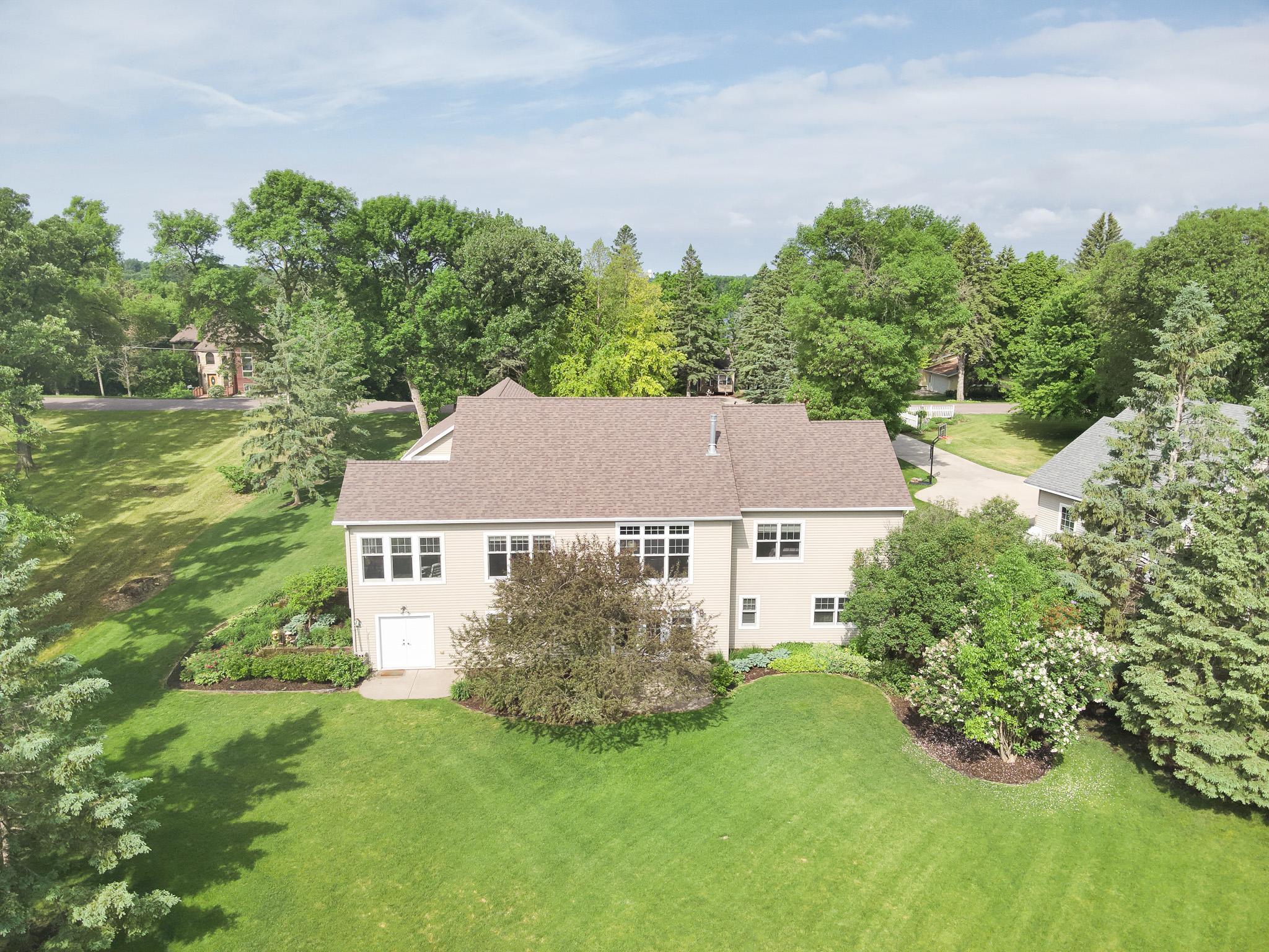 2003 single family home for sale at 1810 Minnehuta Drive in Fergus Falls, MN — 4 bed, 4 bath (photo 71 of 72)