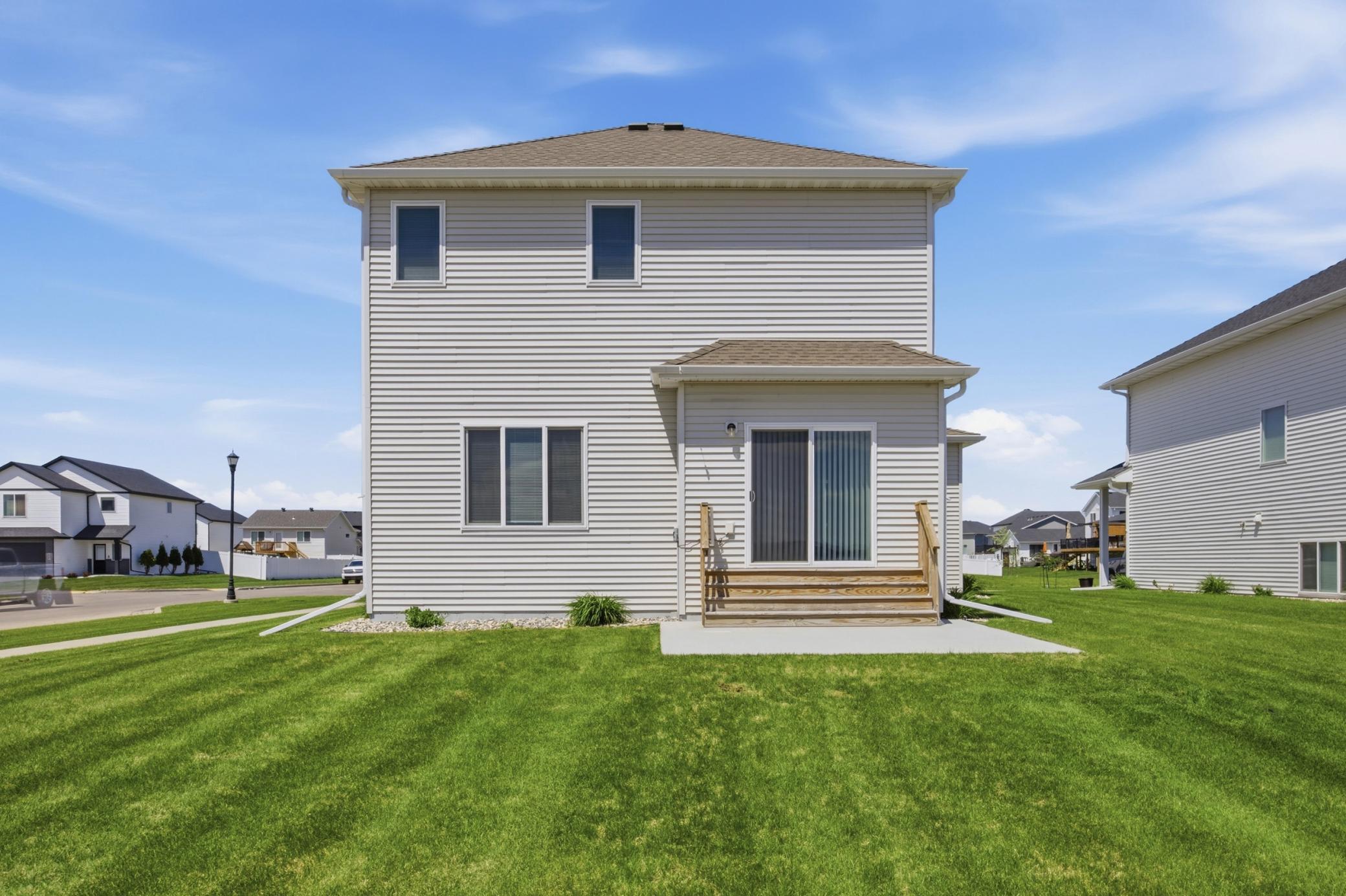 5555 Lori Lane W, West Fargo ND 58078 - Photo 24 of 26