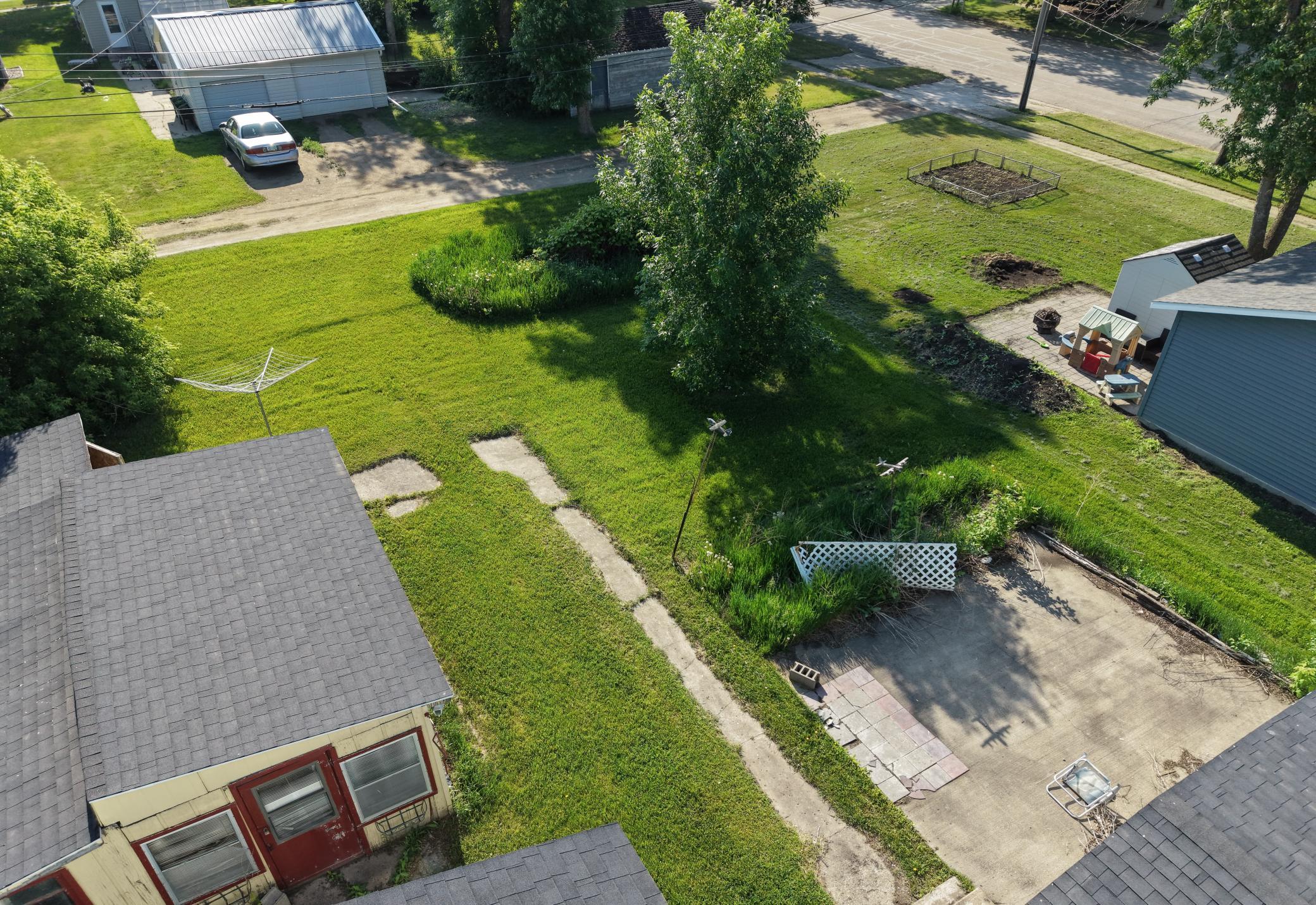 118 2nd Street SW, Hillsboro ND 58045 - Photo 20 of 21