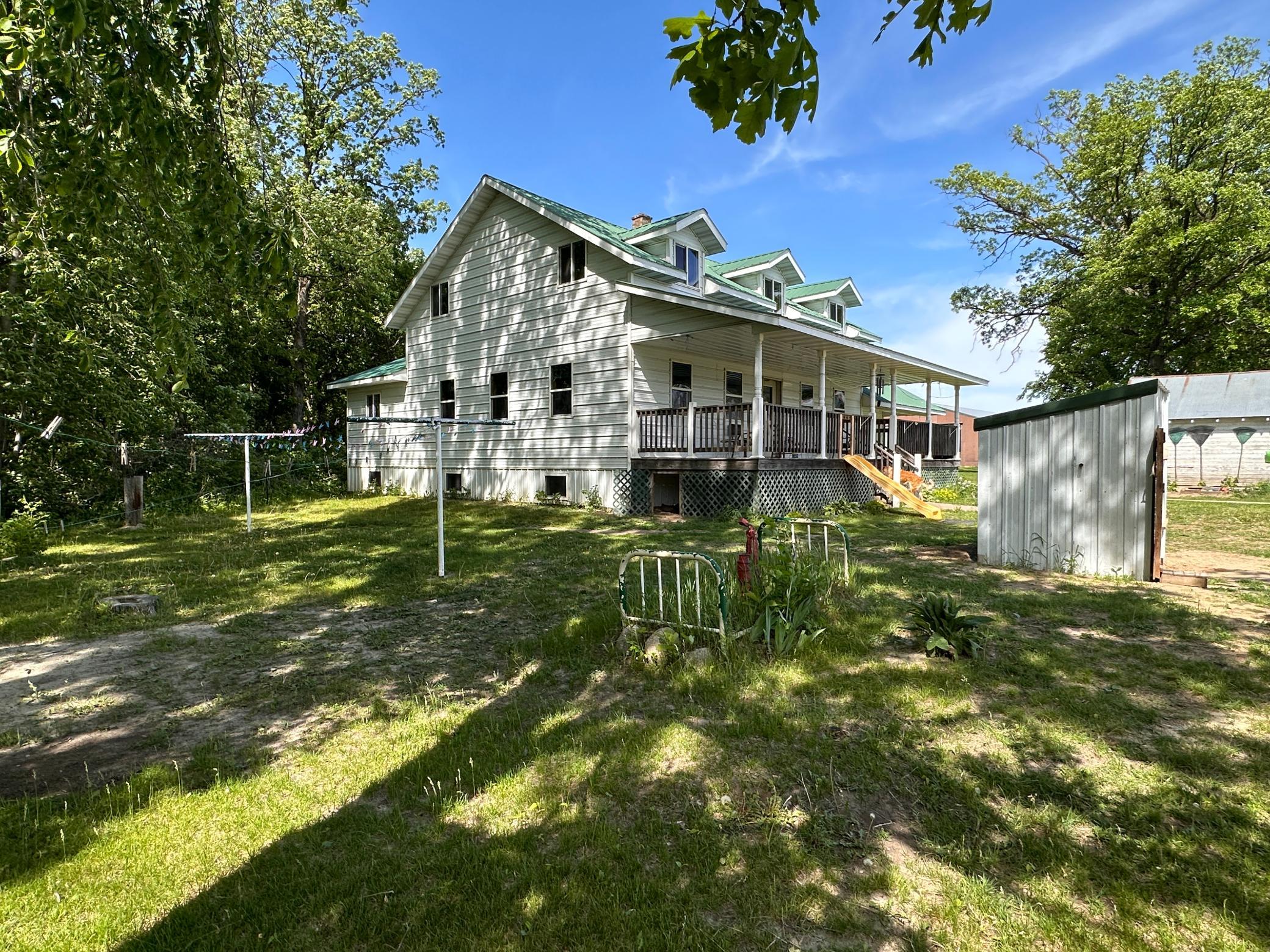 2001 single family home for sale at 27858 570th Avenue in Deer Creek, MN — 6 bed, 1 bath (photo 18 of 60)