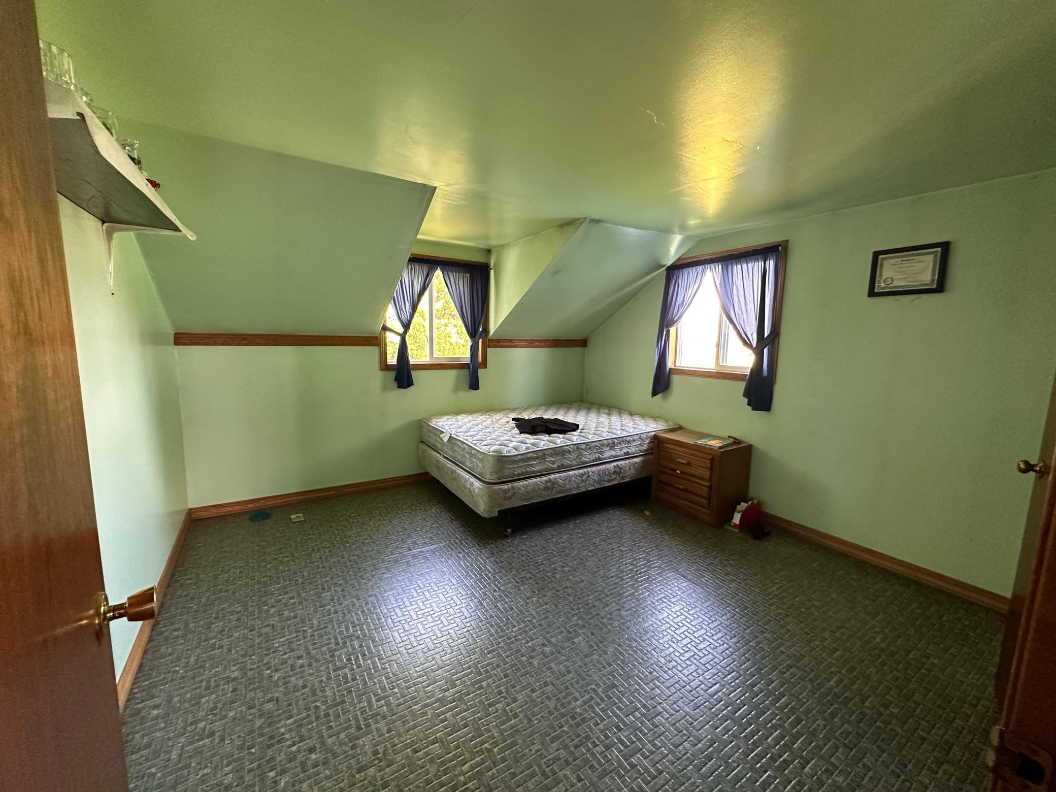 2001 single family home for sale at 27858 570th Avenue in Deer Creek, MN — 6 bed, 1 bath (photo 25 of 60)