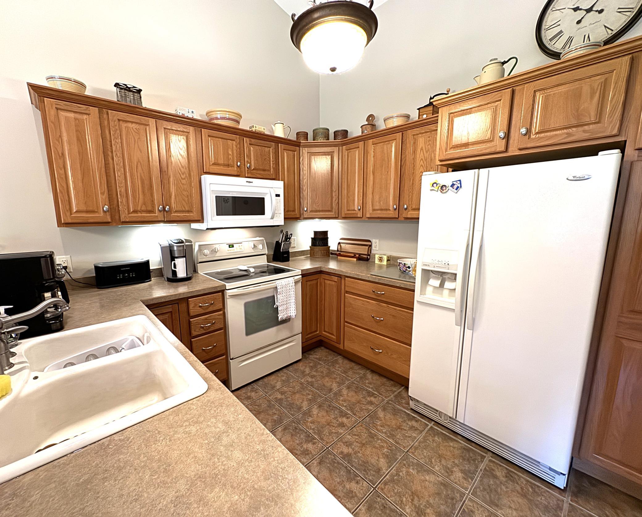 2003 townhouse for sale at 37760 Dove Street, Unit 21 in Aitkin, MN — 2 bed, 3 bath (photo 28 of 79)