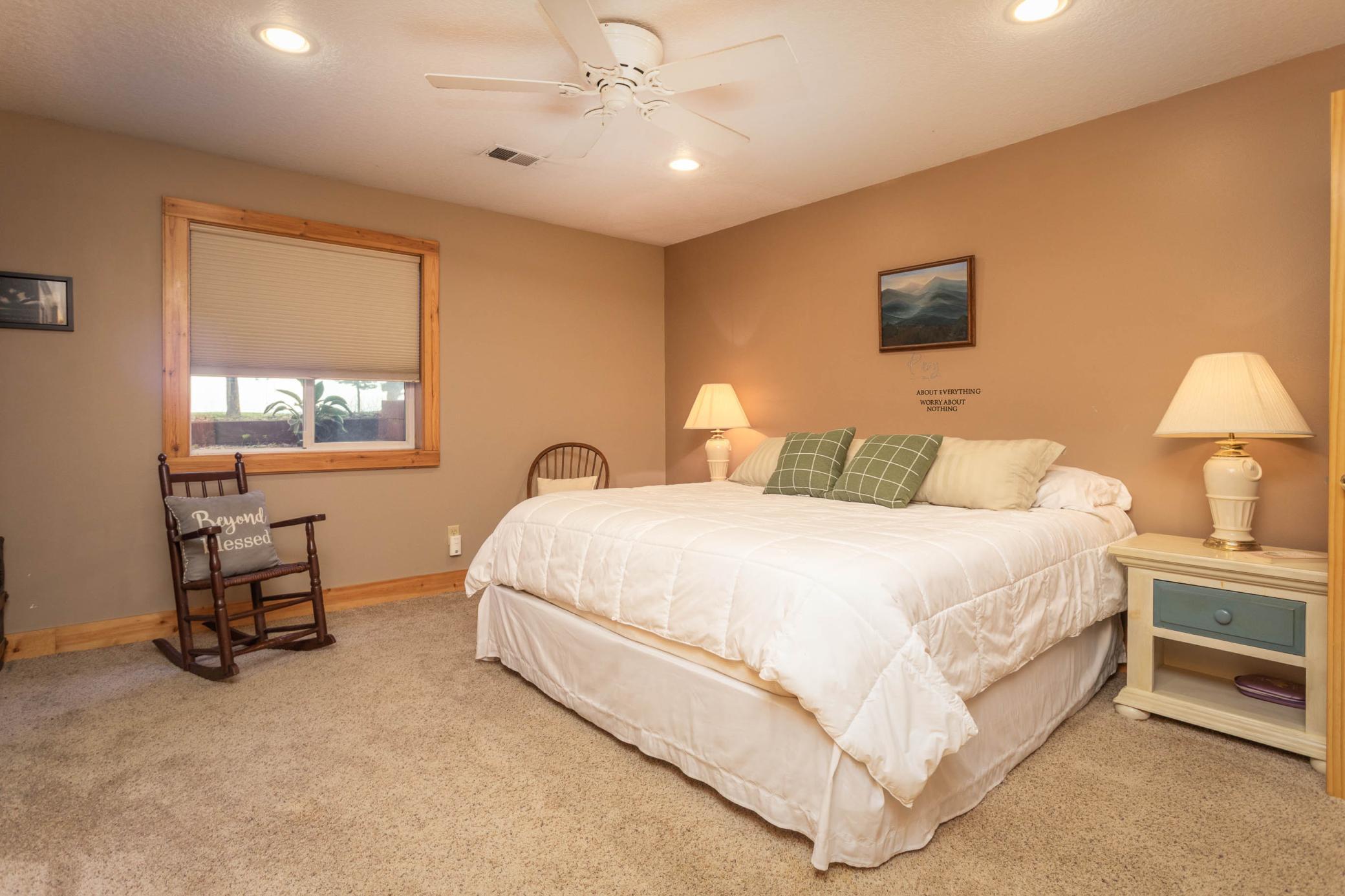 1996 single family home for sale at 8272 Sugar Sand Lane NW in Alexandria, MN — 6 bed, 4 bath (photo 57 of 86)
