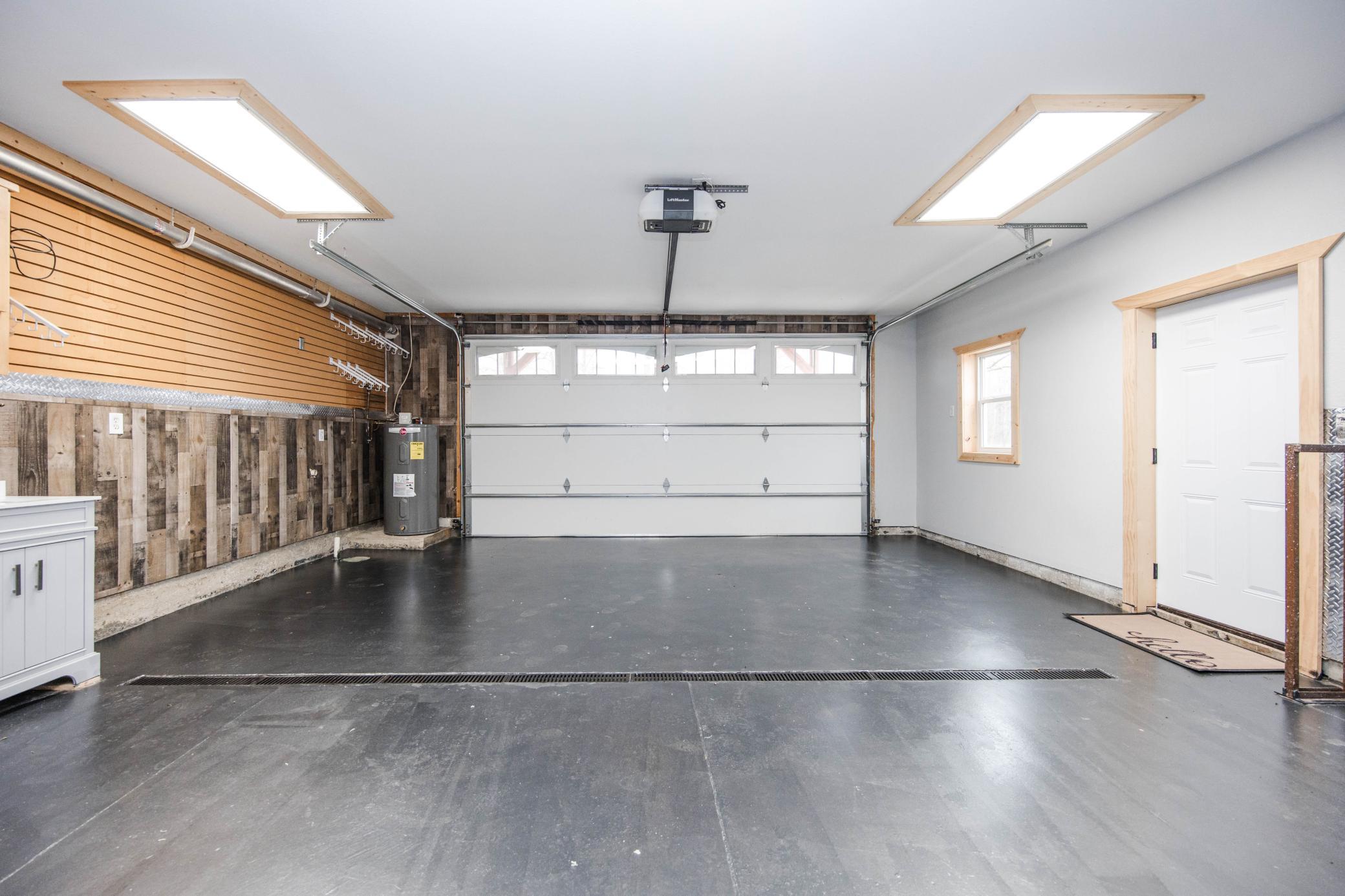 2001 single family home for sale at 42950 County Highway 19 in Sebeka, MN — 4 bed, 5 bath (photo 75 of 105)