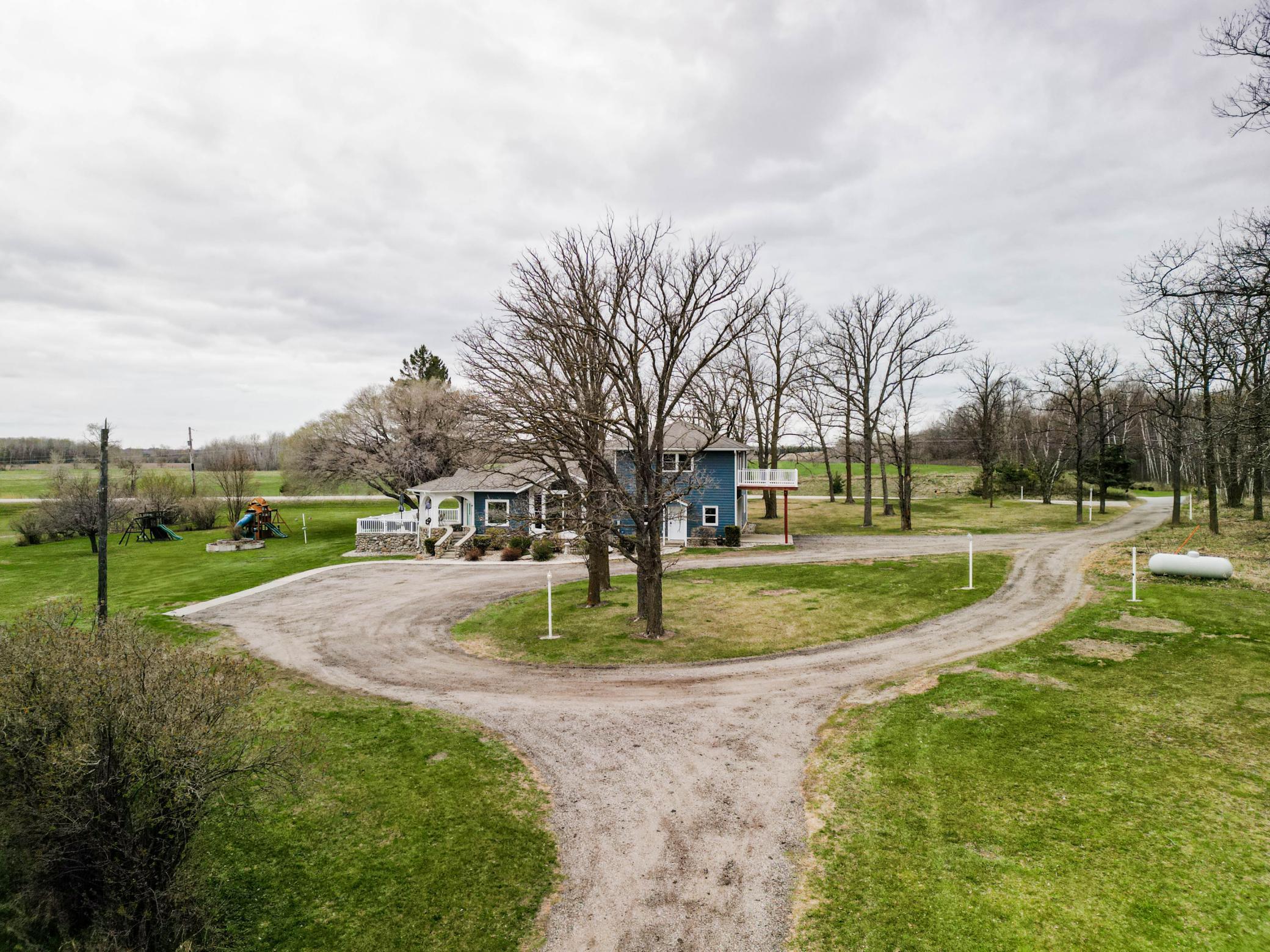 2001 single family home for sale at 42950 County Highway 19 in Sebeka, MN — 4 bed, 5 bath (photo 80 of 105)