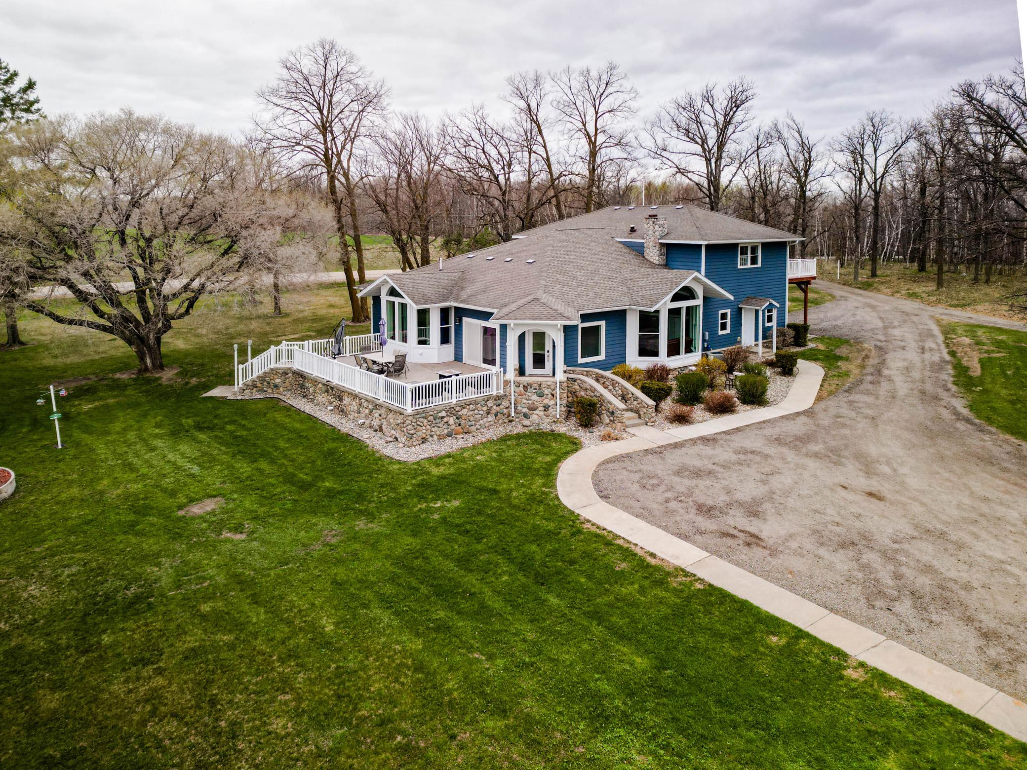2001 single family home for sale at 42950 County Highway 19 in Sebeka, MN — 4 bed, 5 bath (photo 84 of 105)