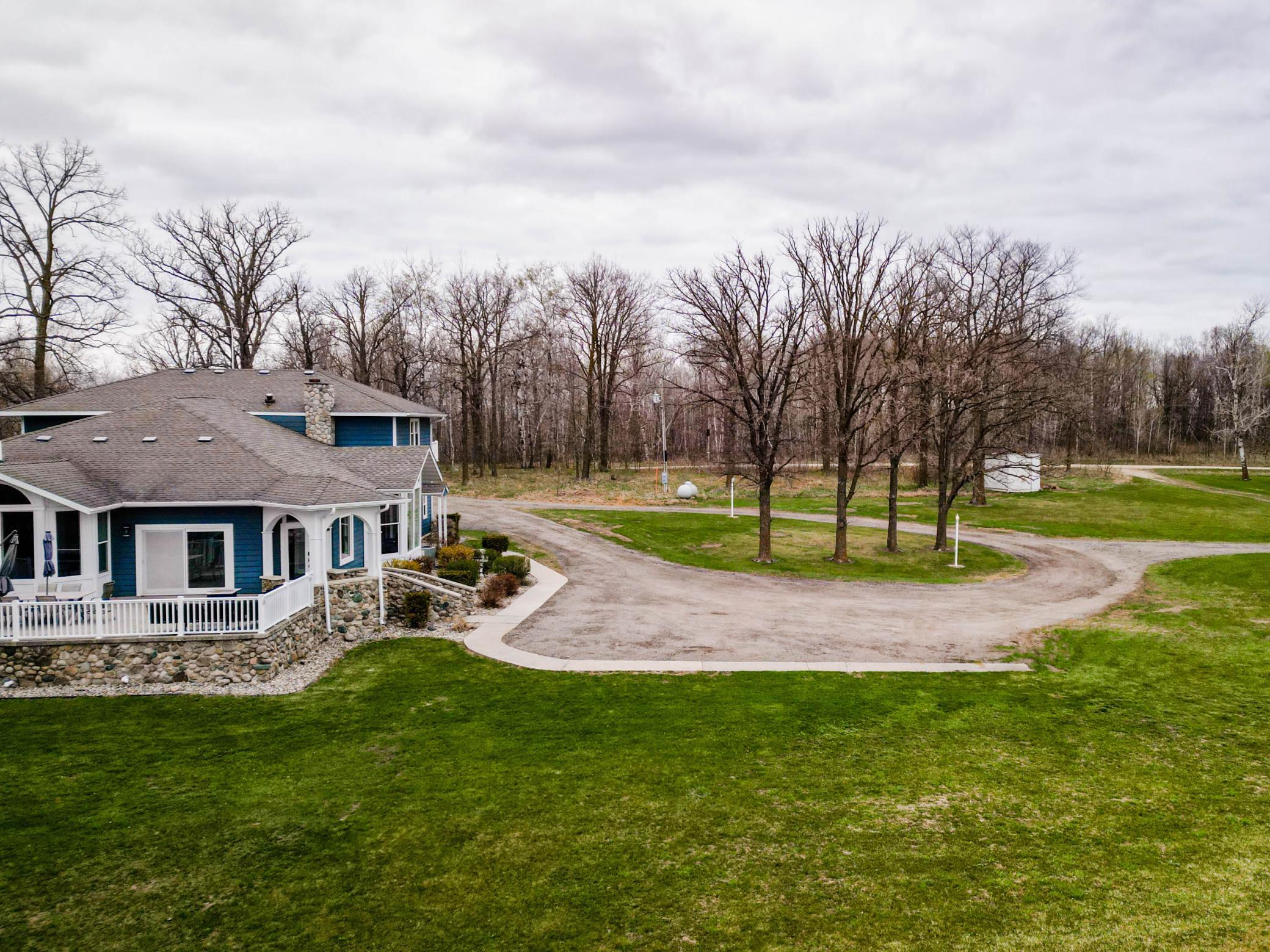 2001 single family home for sale at 42950 County Highway 19 in Sebeka, MN — 4 bed, 5 bath (photo 88 of 105)