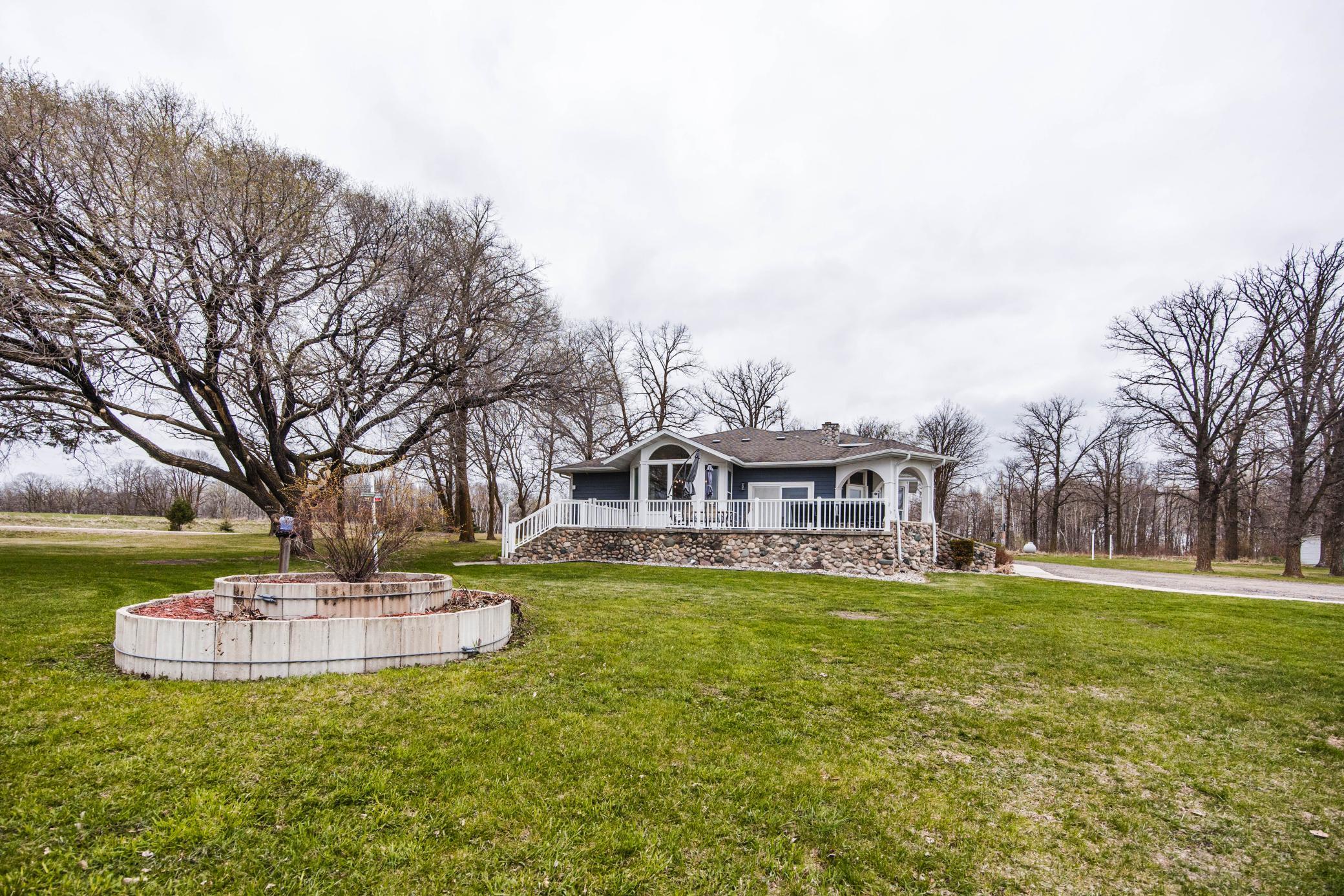 2001 single family home for sale at 42950 County Highway 19 in Sebeka, MN — 4 bed, 5 bath (photo 96 of 105)