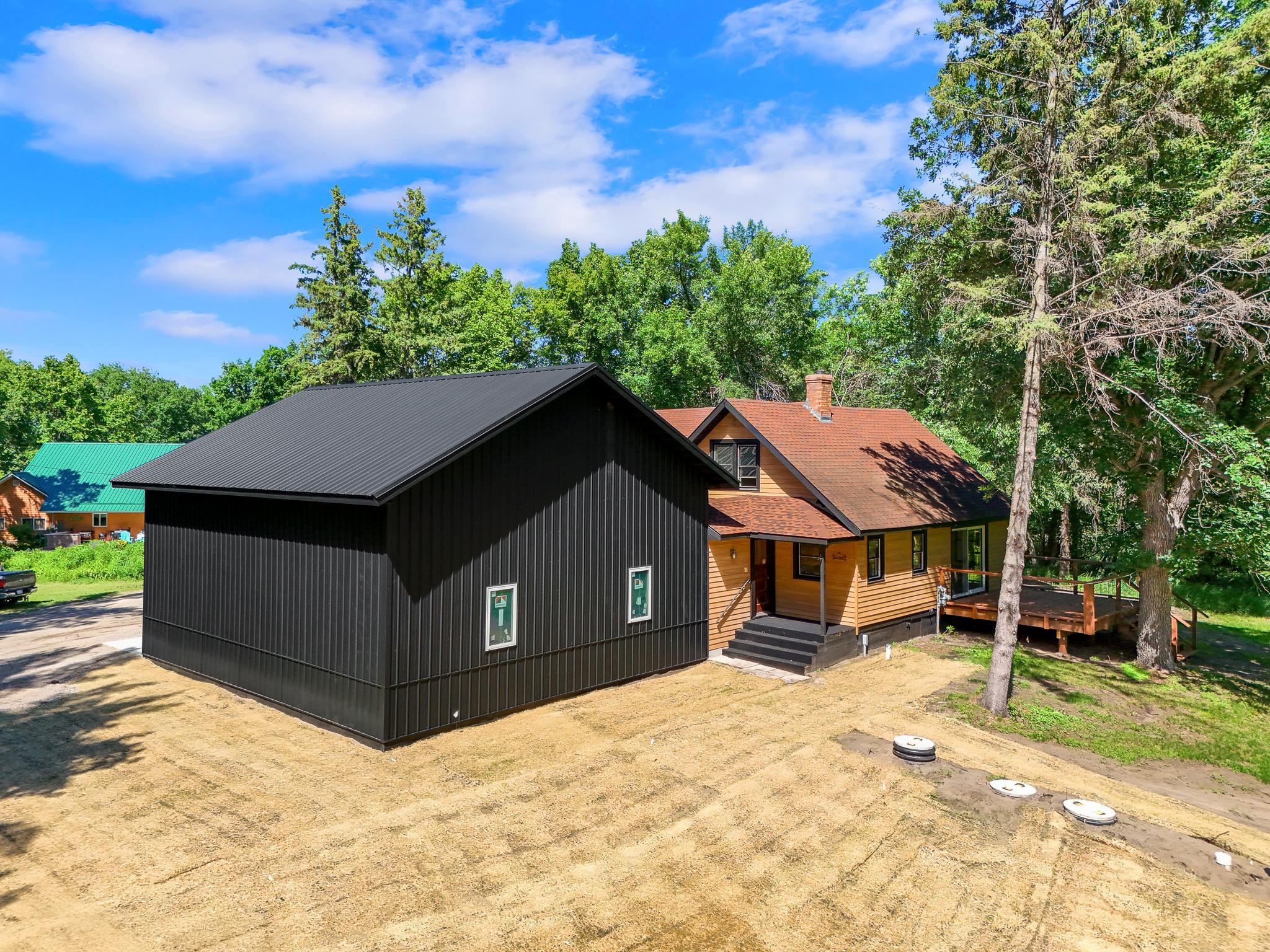 48410 Squaw Point Trl, Perham MN 56573 - Photo 4 of 78