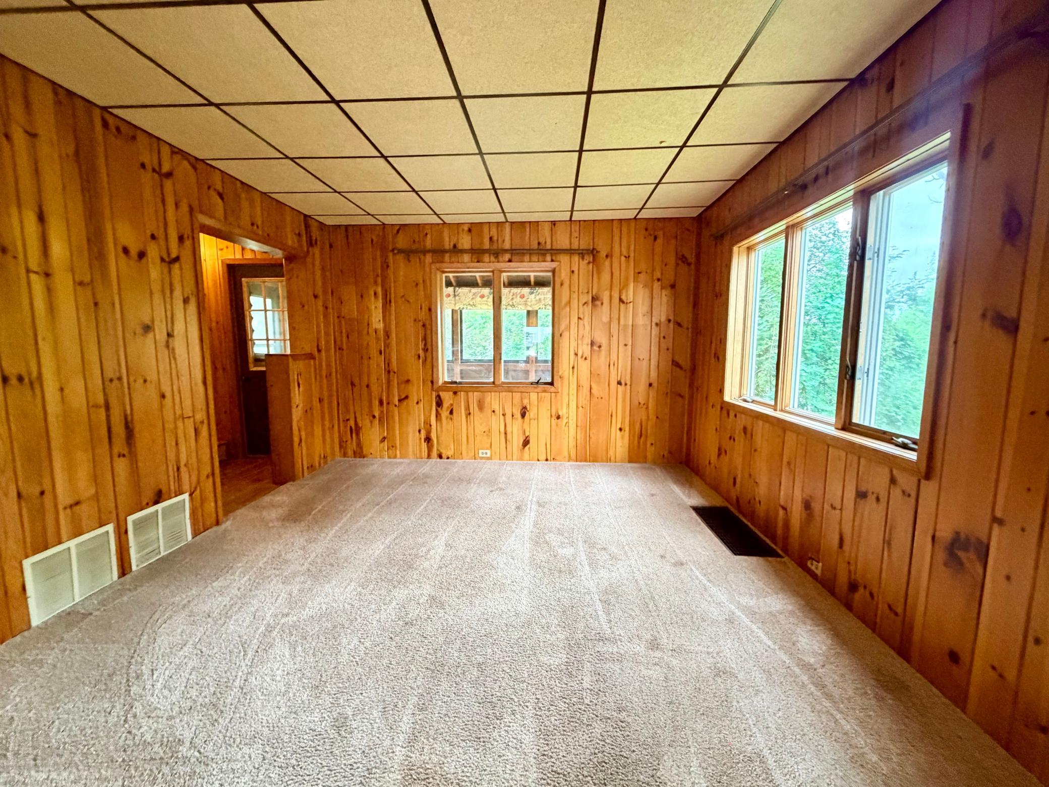 206 Gunn Street, Coleraine MN 55722 - Photo 14 of 31