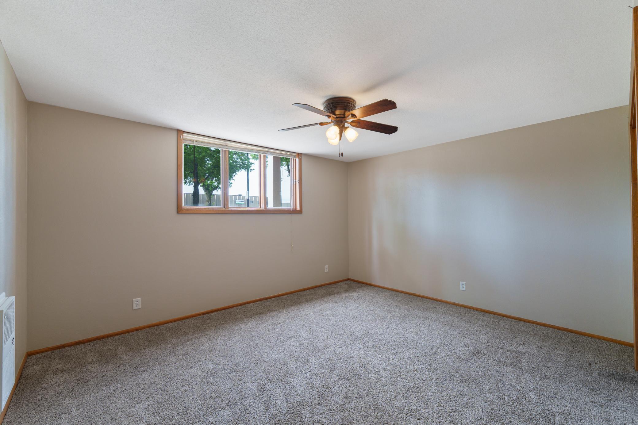 813 6th Avenue N, Fargo ND 58102 - Photo 11 of 14