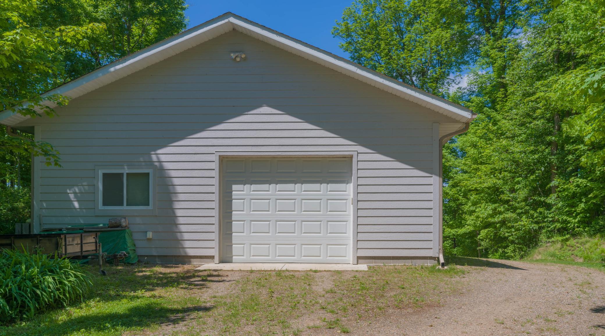 2012 single family home for sale at 27578 Ross Lake Road in Aitkin, MN — 2 bed, 3 bath (photo 12 of 66)