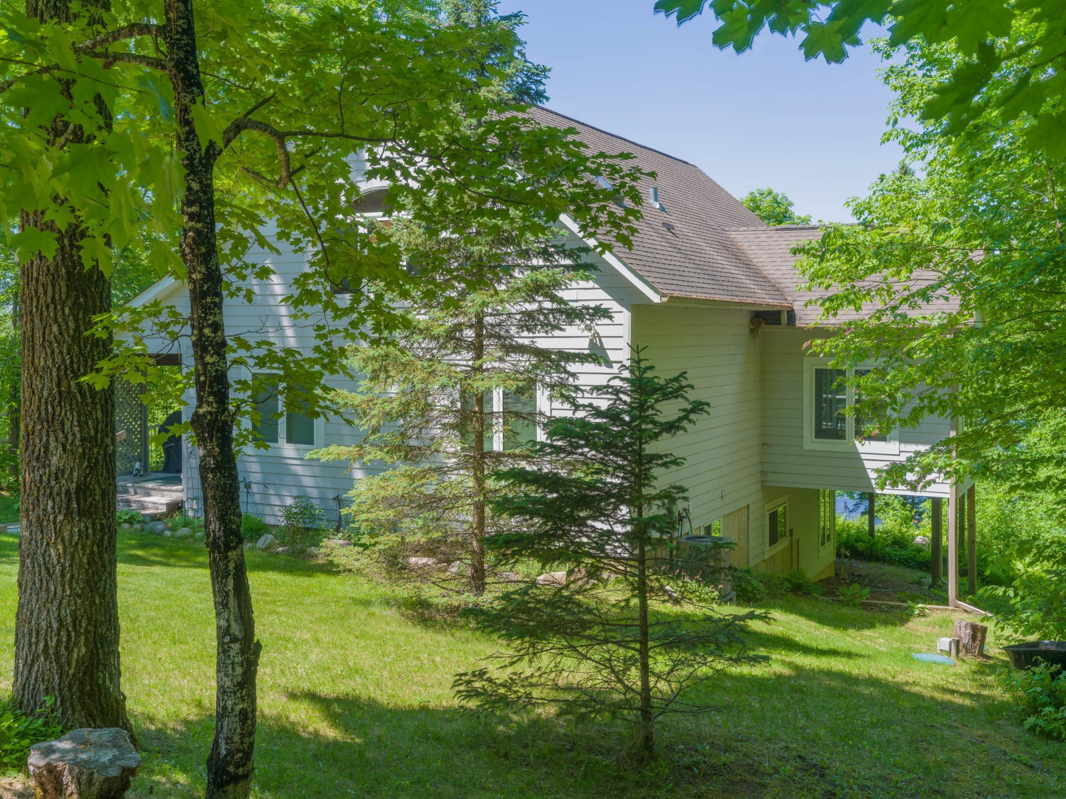 2012 single family home for sale at 27578 Ross Lake Road in Aitkin, MN — 2 bed, 3 bath (photo 15 of 66)