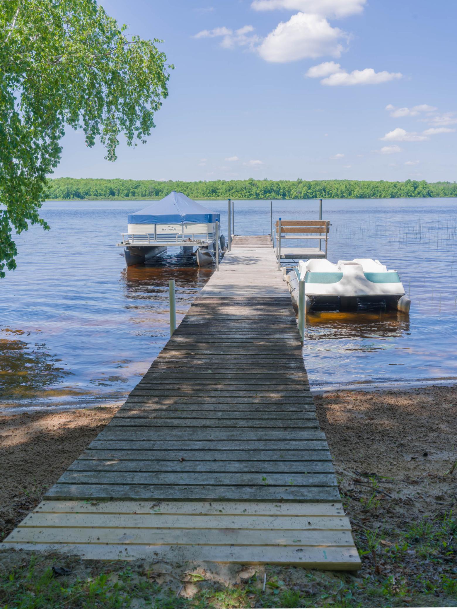 2012 single family home for sale at 27578 Ross Lake Road in Aitkin, MN — 2 bed, 3 bath (photo 4 of 66)
