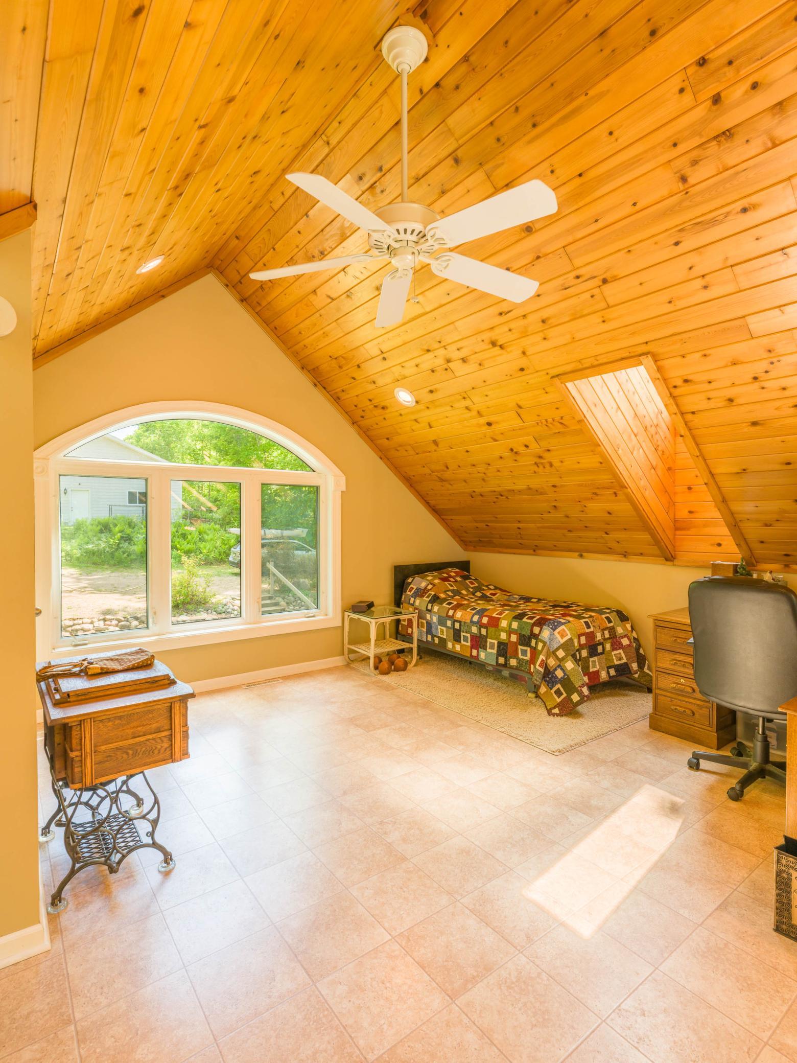 2012 single family home for sale at 27578 Ross Lake Road in Aitkin, MN — 2 bed, 3 bath (photo 31 of 66)