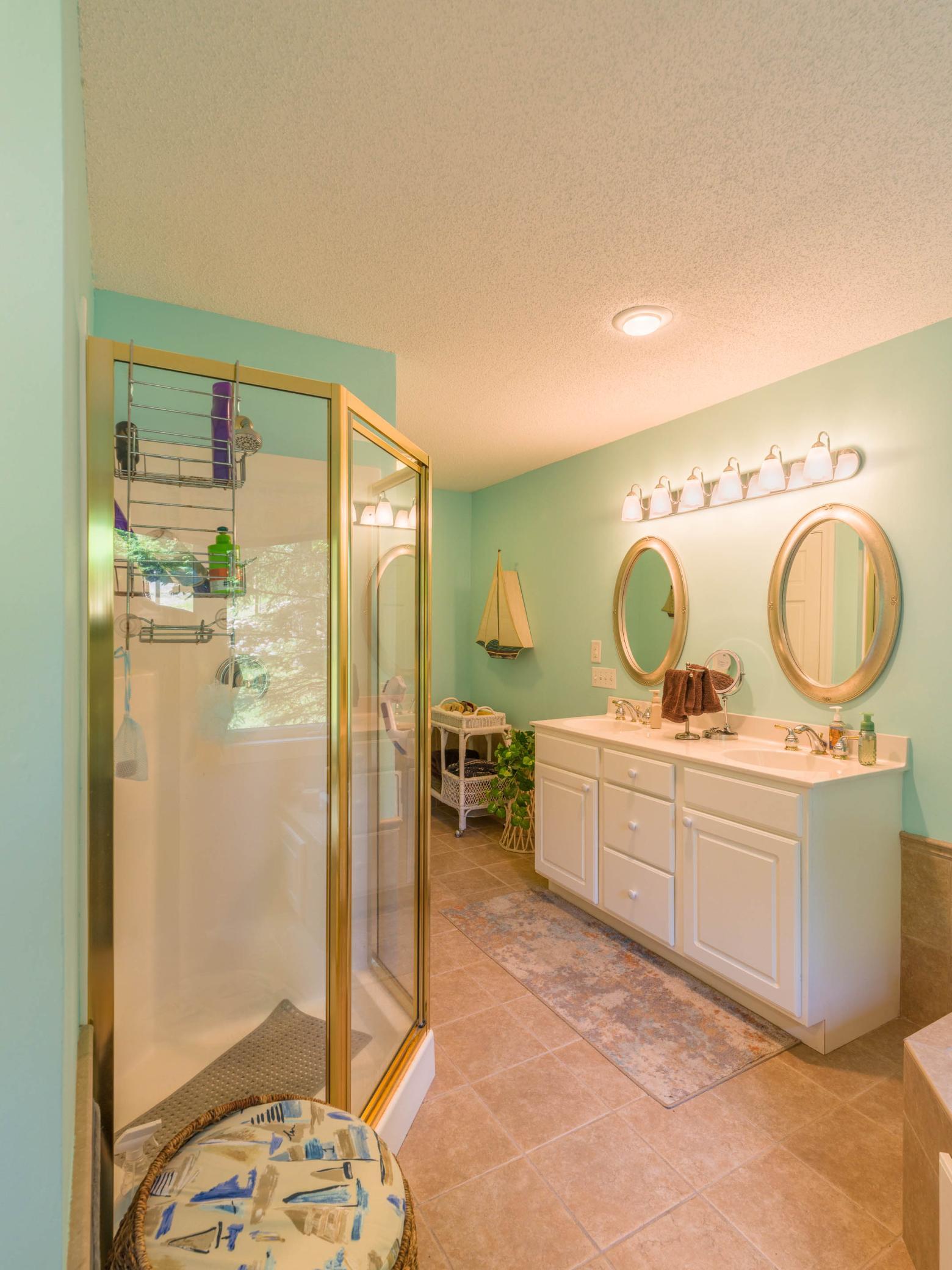 2012 single family home for sale at 27578 Ross Lake Road in Aitkin, MN — 2 bed, 3 bath (photo 38 of 66)