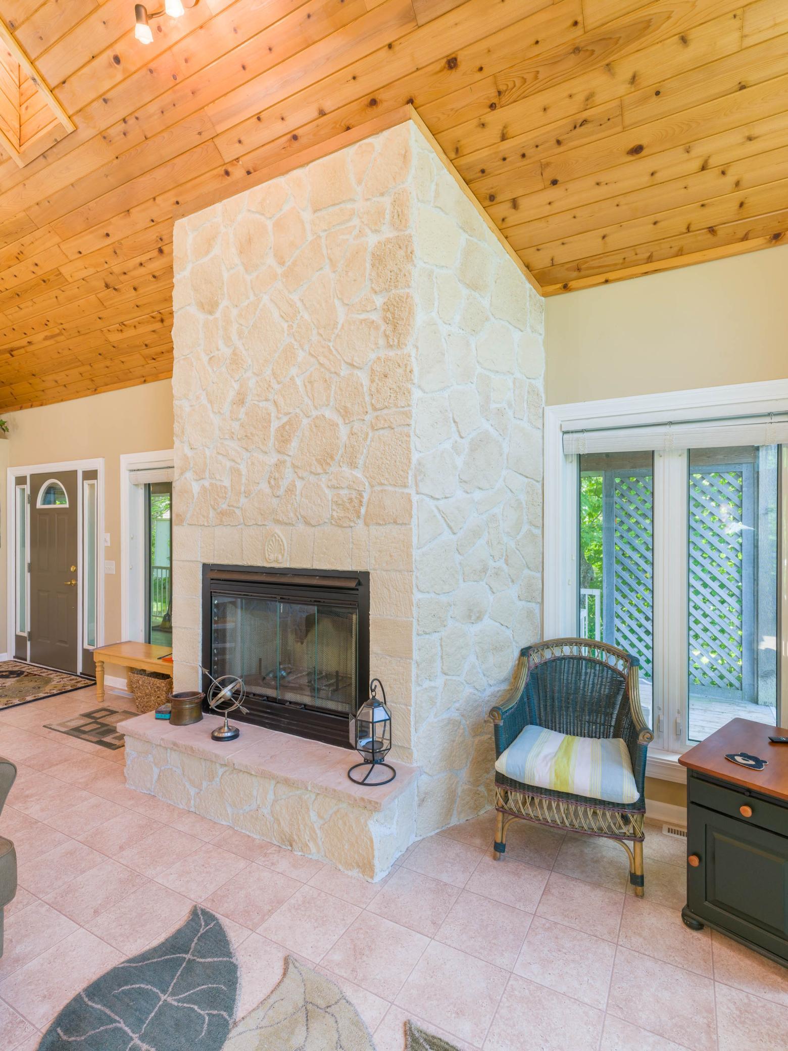 2012 single family home for sale at 27578 Ross Lake Road in Aitkin, MN — 2 bed, 3 bath (photo 6 of 66)