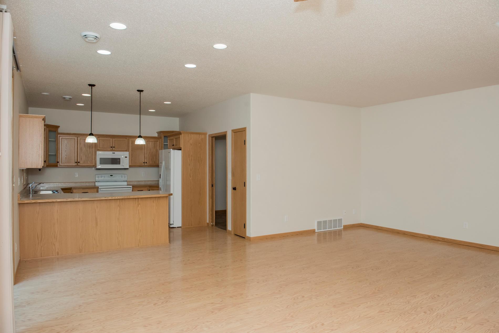 1307 2nd Street S, Unit B, Moorhead MN 56560 - Photo 14 of 31