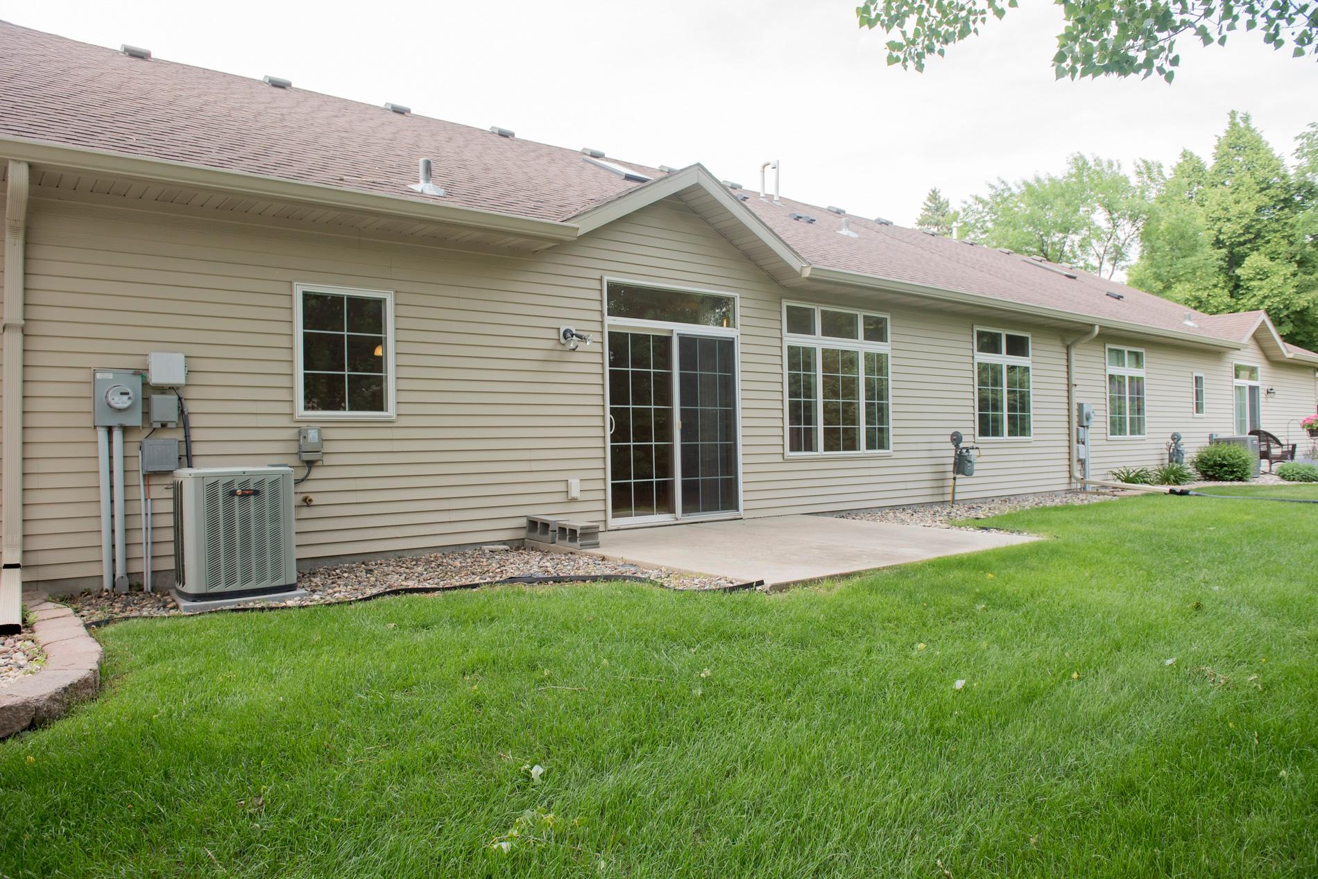 1307 2nd Street S, Unit B, Moorhead MN 56560 - Photo 3 of 31