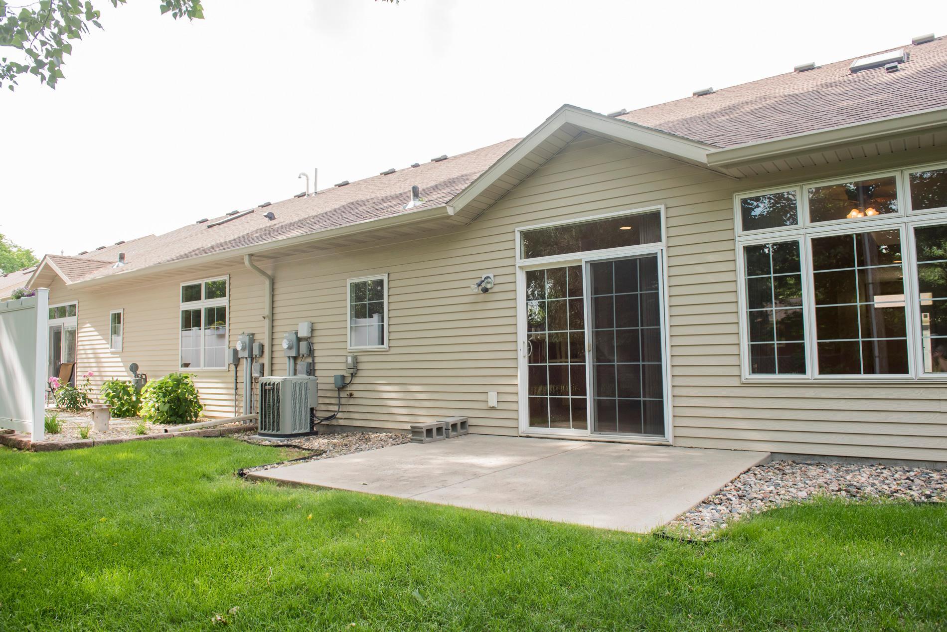 1307 2nd Street S, Unit B, Moorhead MN 56560 - Photo 5 of 31