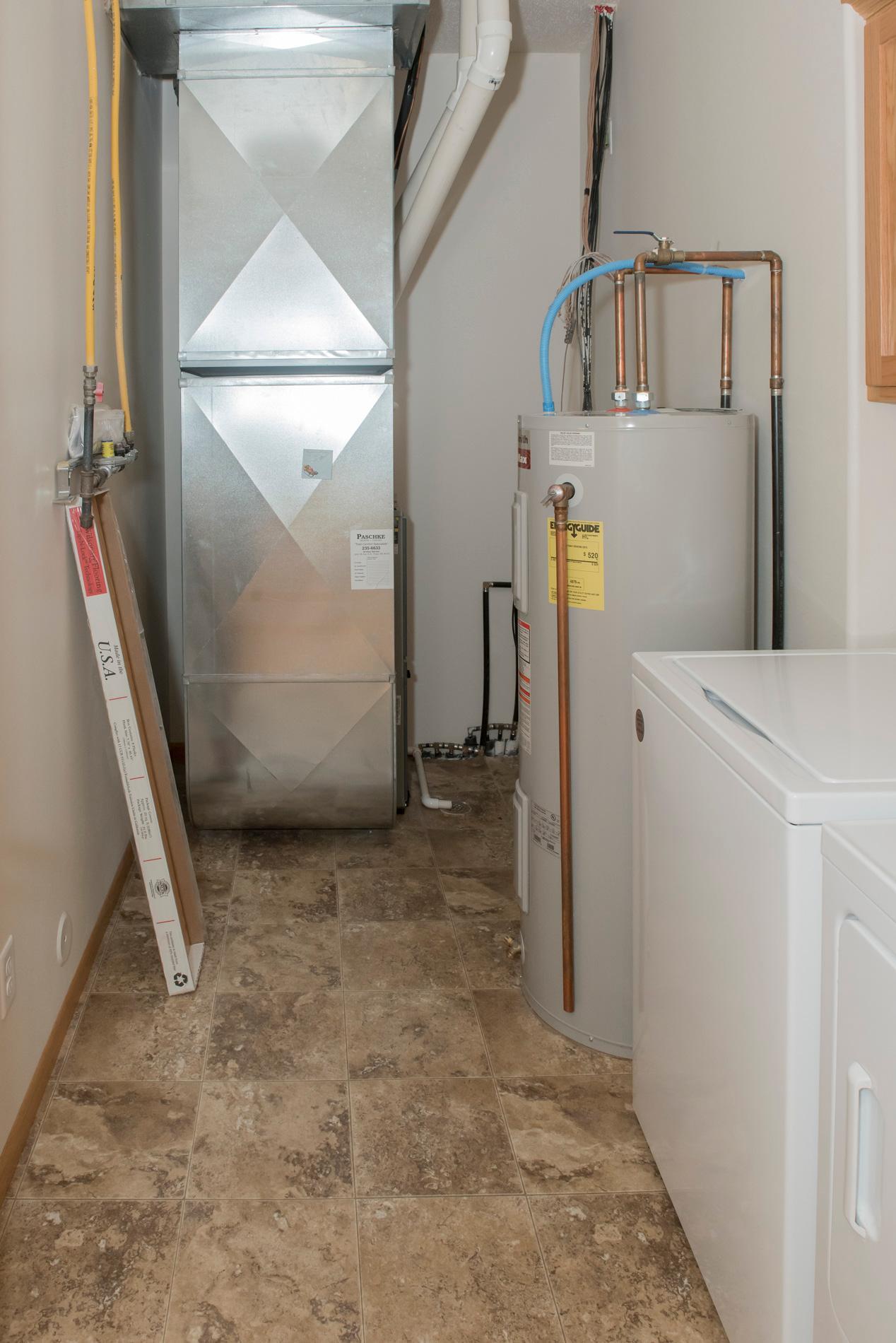 1307 2nd Street S, Unit B, Moorhead MN 56560 - Photo 7 of 31