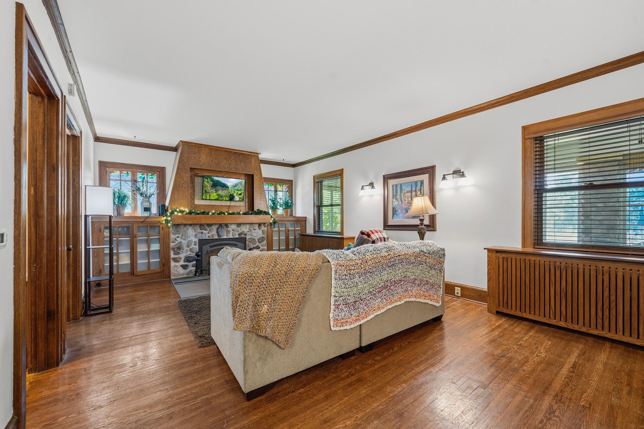 1915 single family home for sale at 721 Cedar Street in Alexandria, MN — 3 bed, 3 bath (photo 27 of 47)