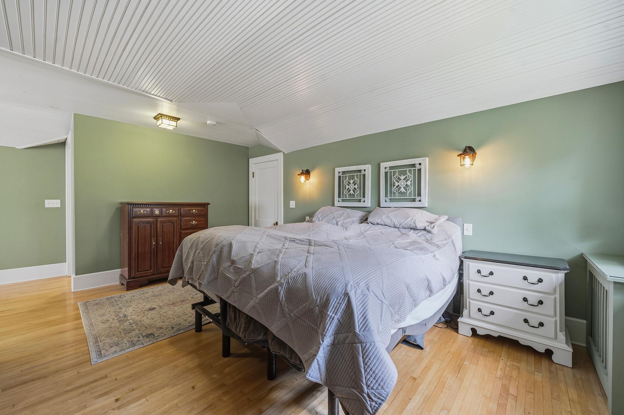 1915 single family home for sale at 721 Cedar Street in Alexandria, MN — 3 bed, 3 bath (photo 36 of 47)