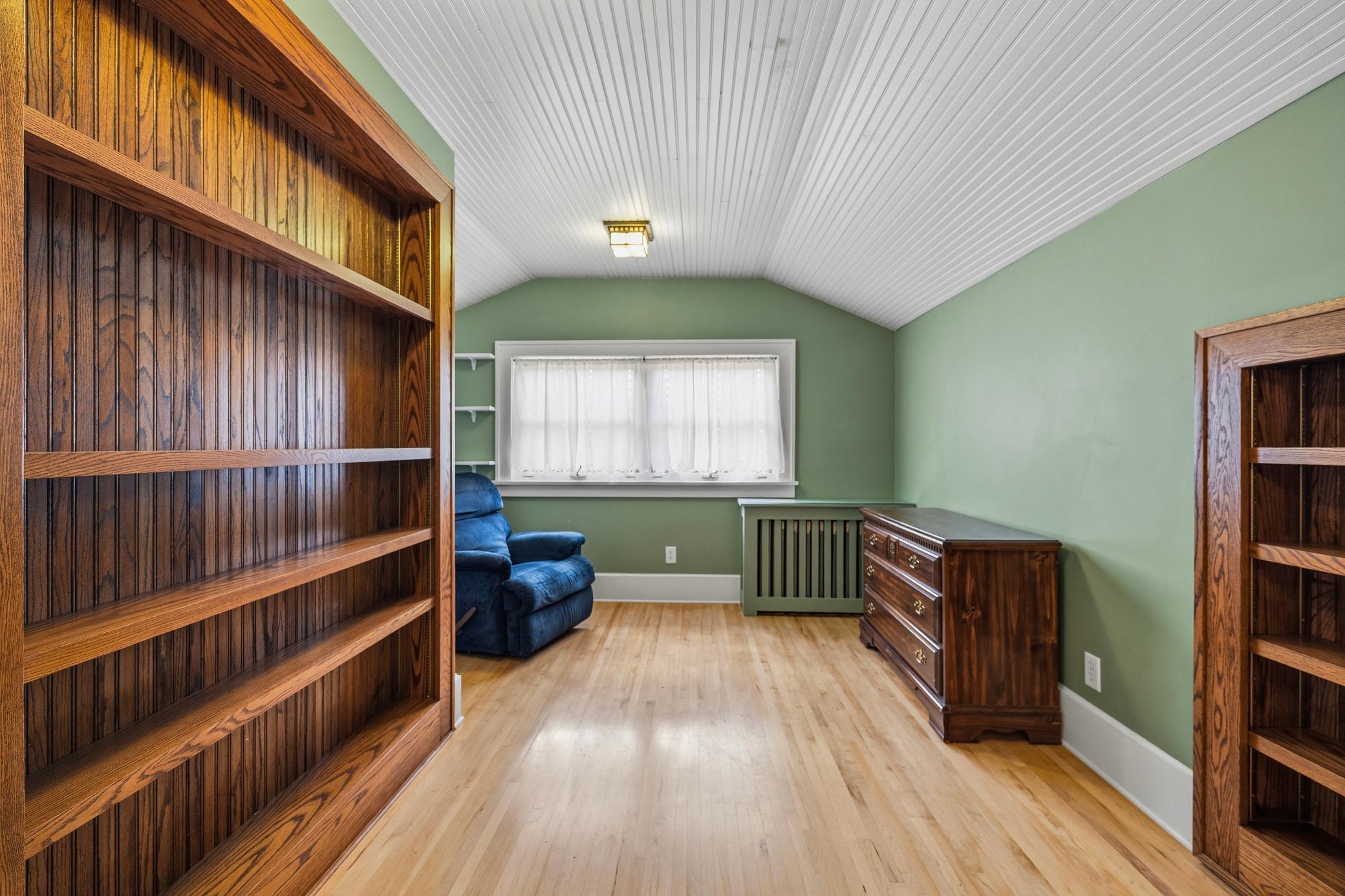 1915 single family home for sale at 721 Cedar Street in Alexandria, MN — 3 bed, 3 bath (photo 37 of 47)