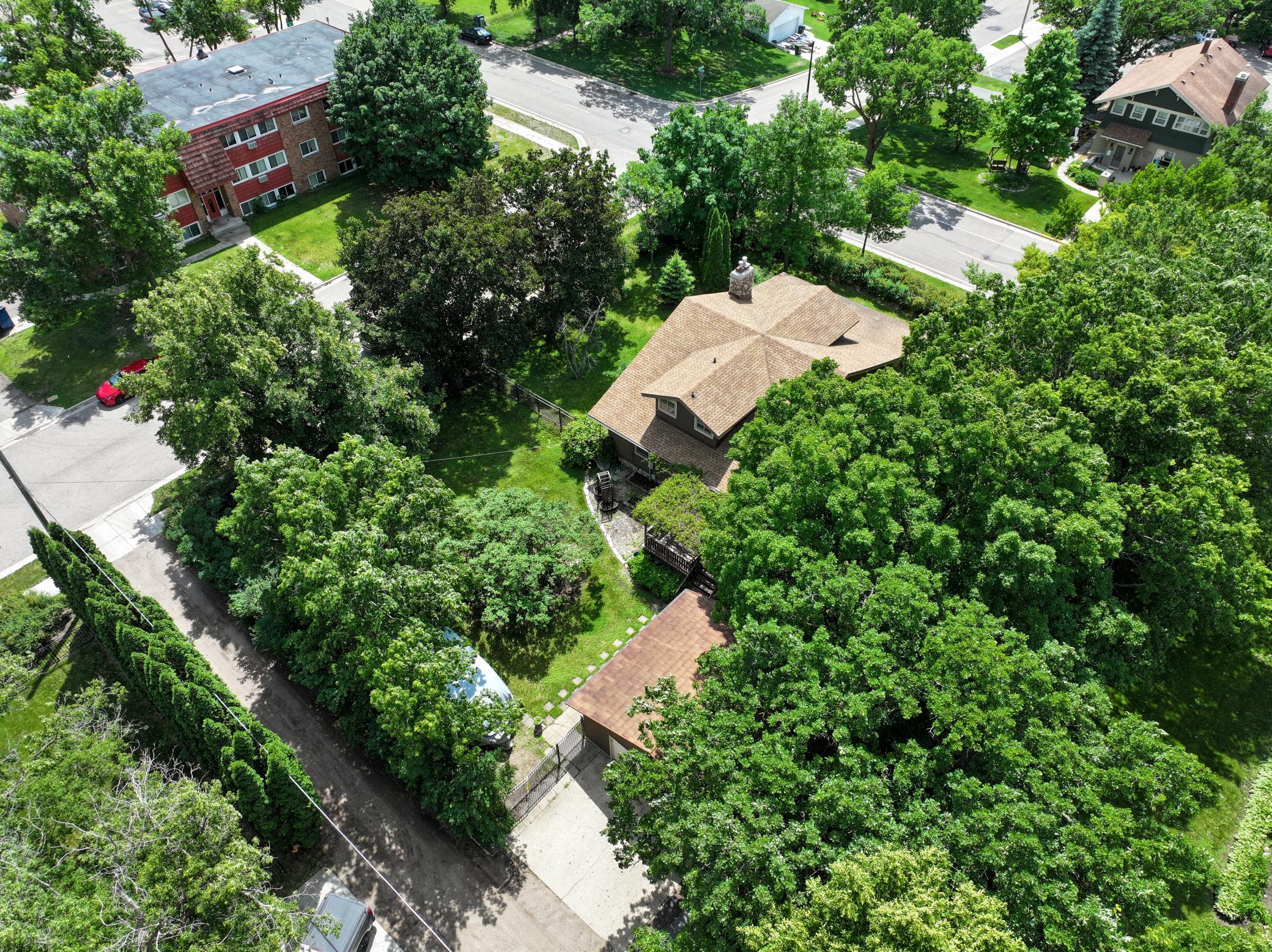 1915 single family home for sale at 721 Cedar Street in Alexandria, MN — 3 bed, 3 bath (photo 45 of 47)