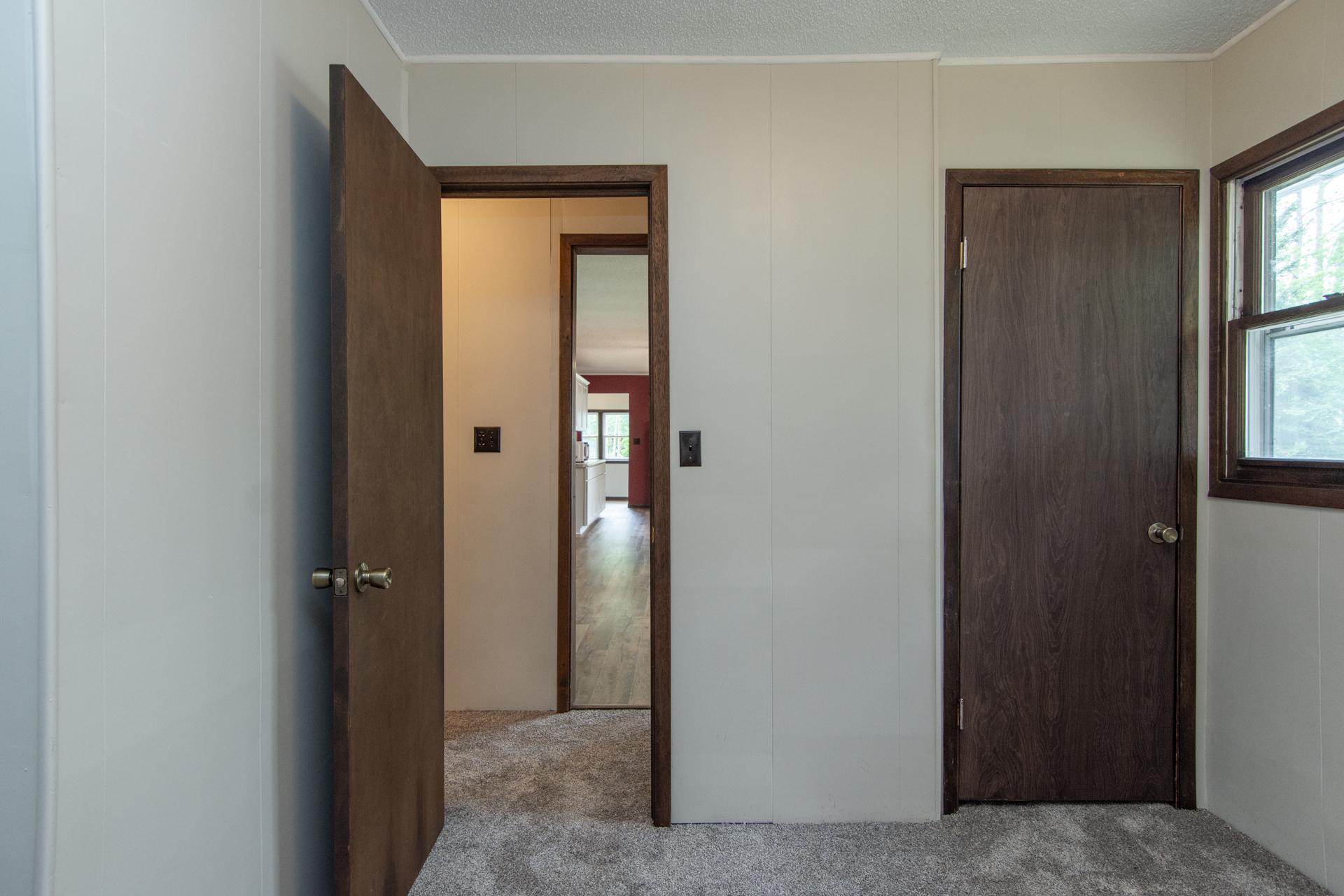 1971 single family home for sale at 28457 Splithand Road in Grand Rapids, MN — 3 bed, 2 bath (photo 5 of 19)