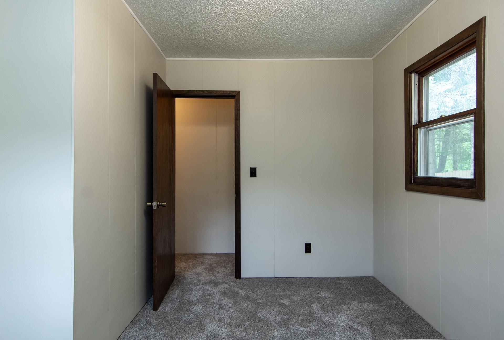1971 single family home for sale at 28457 Splithand Road in Grand Rapids, MN — 3 bed, 2 bath (photo 7 of 19)
