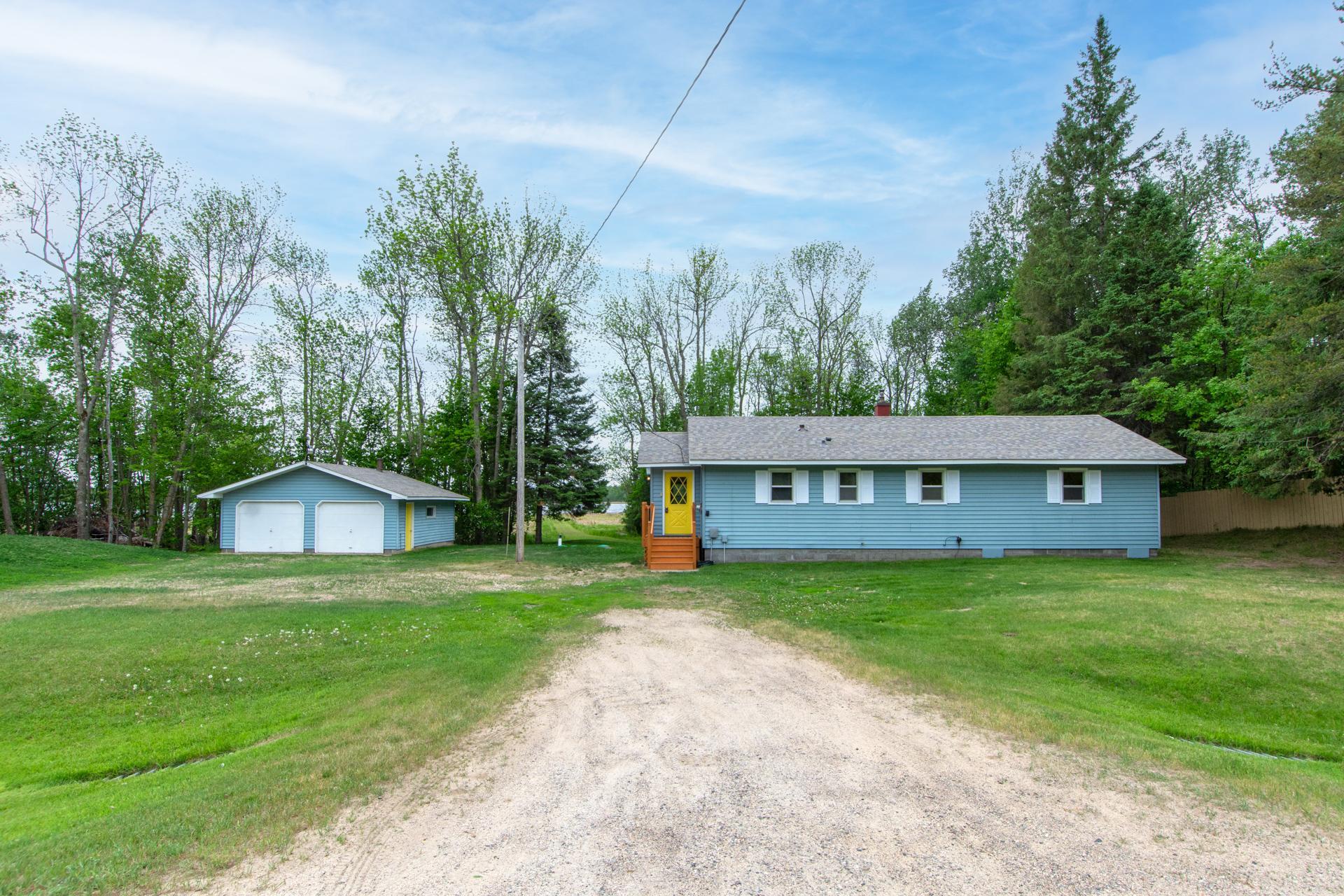 1971 single family home for sale at 28457 Splithand Road in Grand Rapids, MN — 3 bed, 2 bath (photo 11 of 19)