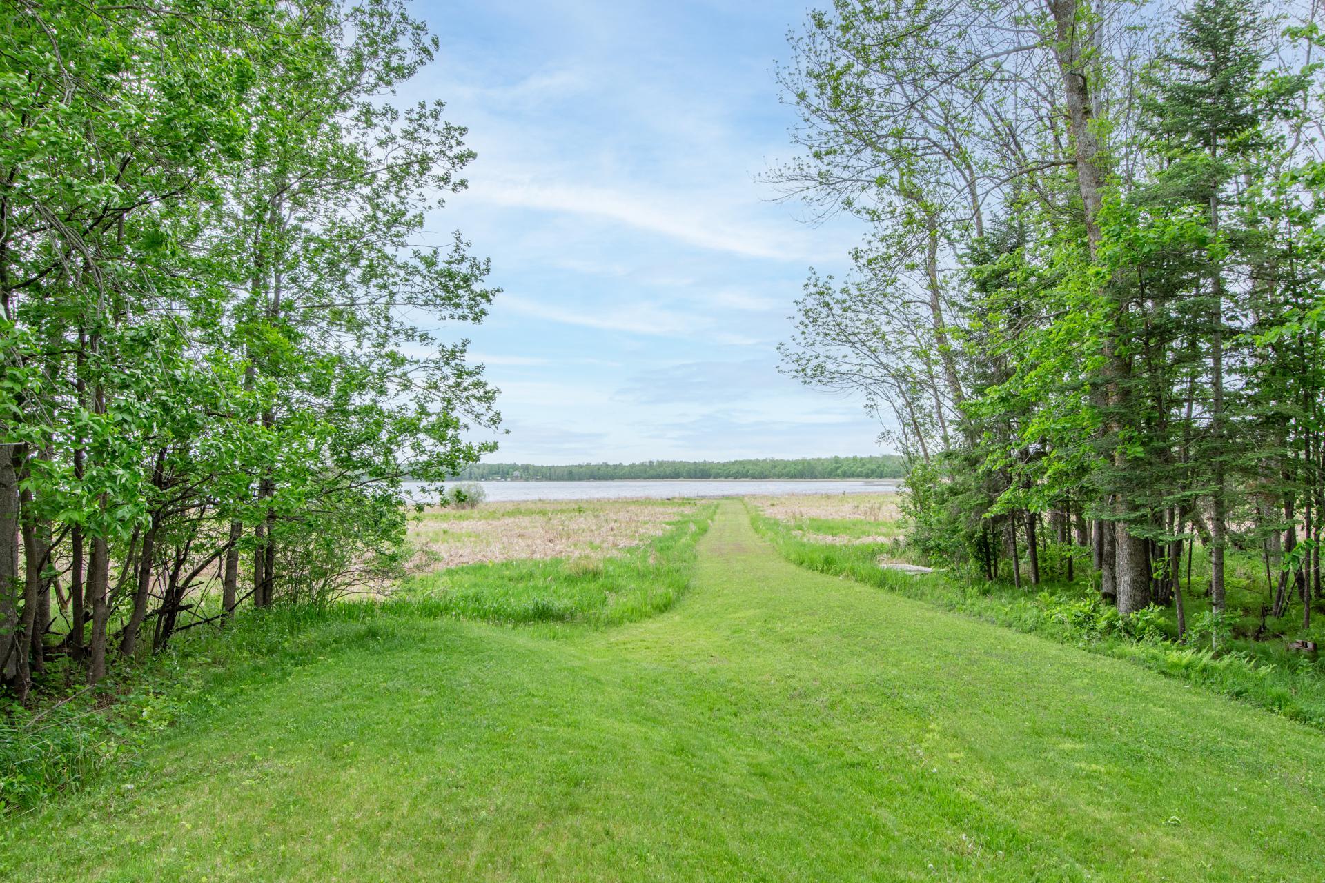 1971 single family home for sale at 28457 Splithand Road in Grand Rapids, MN — 3 bed, 2 bath (photo 5 of 43)