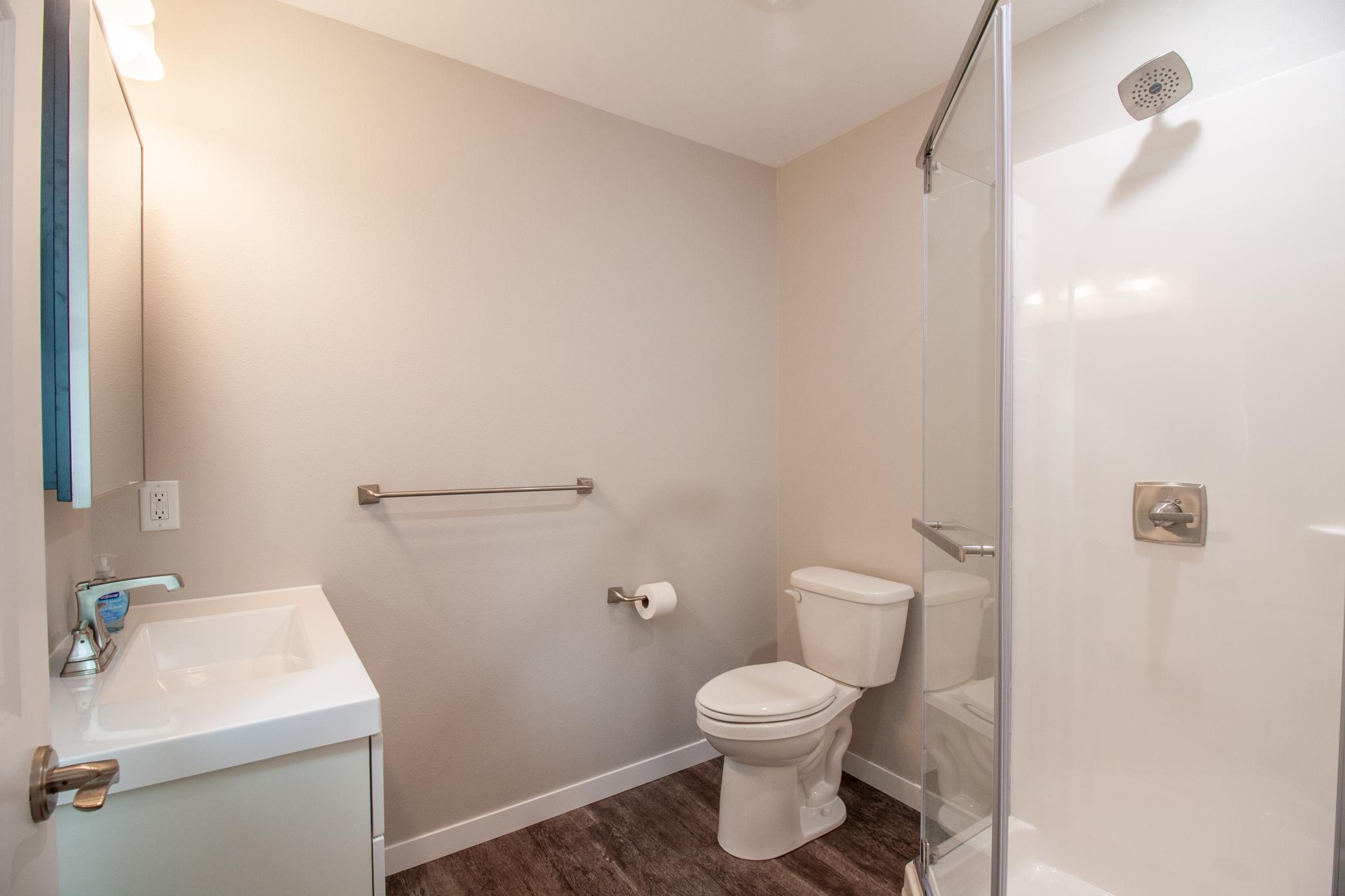 2025 single family home for sale at 528 E St Charles Avenue in Fergus Falls, MN — 3 bed, 2 bath (photo 22 of 34)