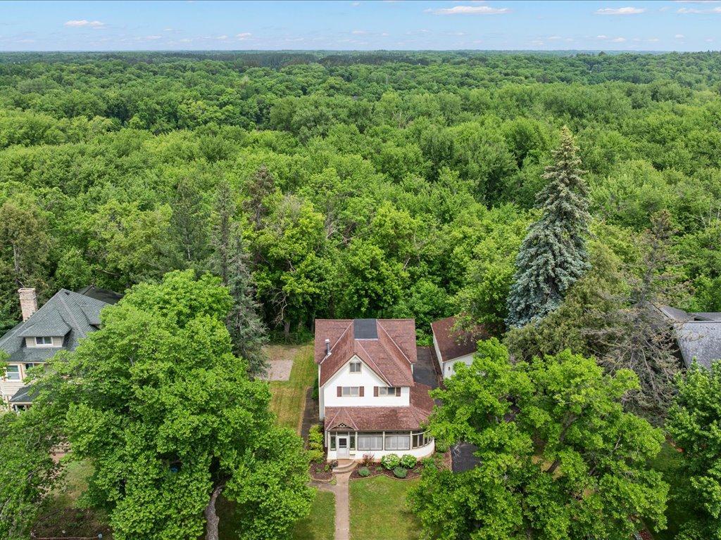 1895 single family home for sale at 503 Bluff Avenue in Brainerd, MN — 4 bed, 3 bath (photo 2 of 73)