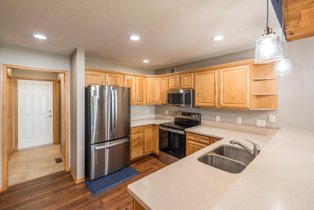 1999 townhouse for sale at 10442 Gull Point Road in East Gull Lake, MN — 3 bed, 3 bath (photo 15 of 38)
