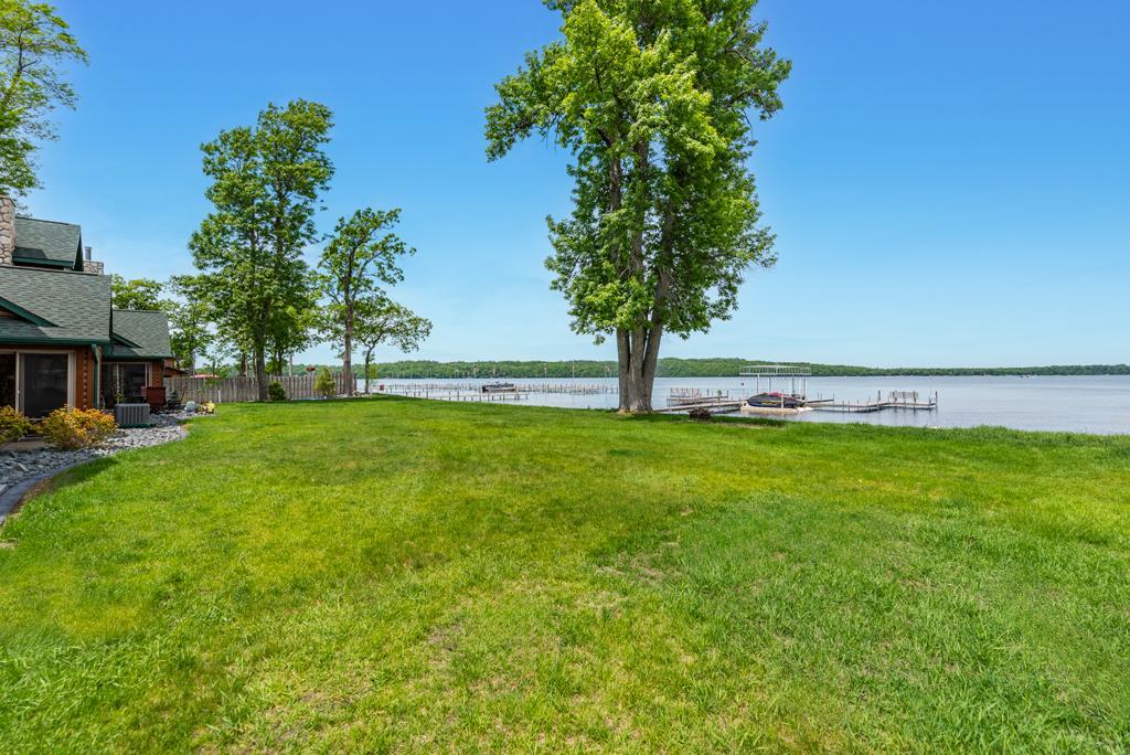 1999 townhouse for sale at 10442 Gull Point Road in East Gull Lake, MN — 3 bed, 3 bath (photo 3 of 38)